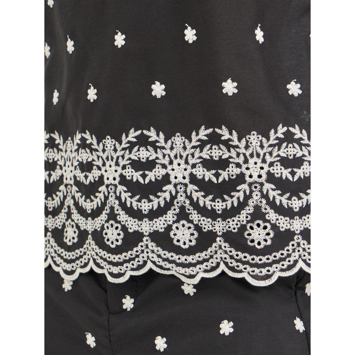بلوزة مُطرّزة بحمالات رفيعة-women-clothing-shirtsandblouses-blouses-image-4