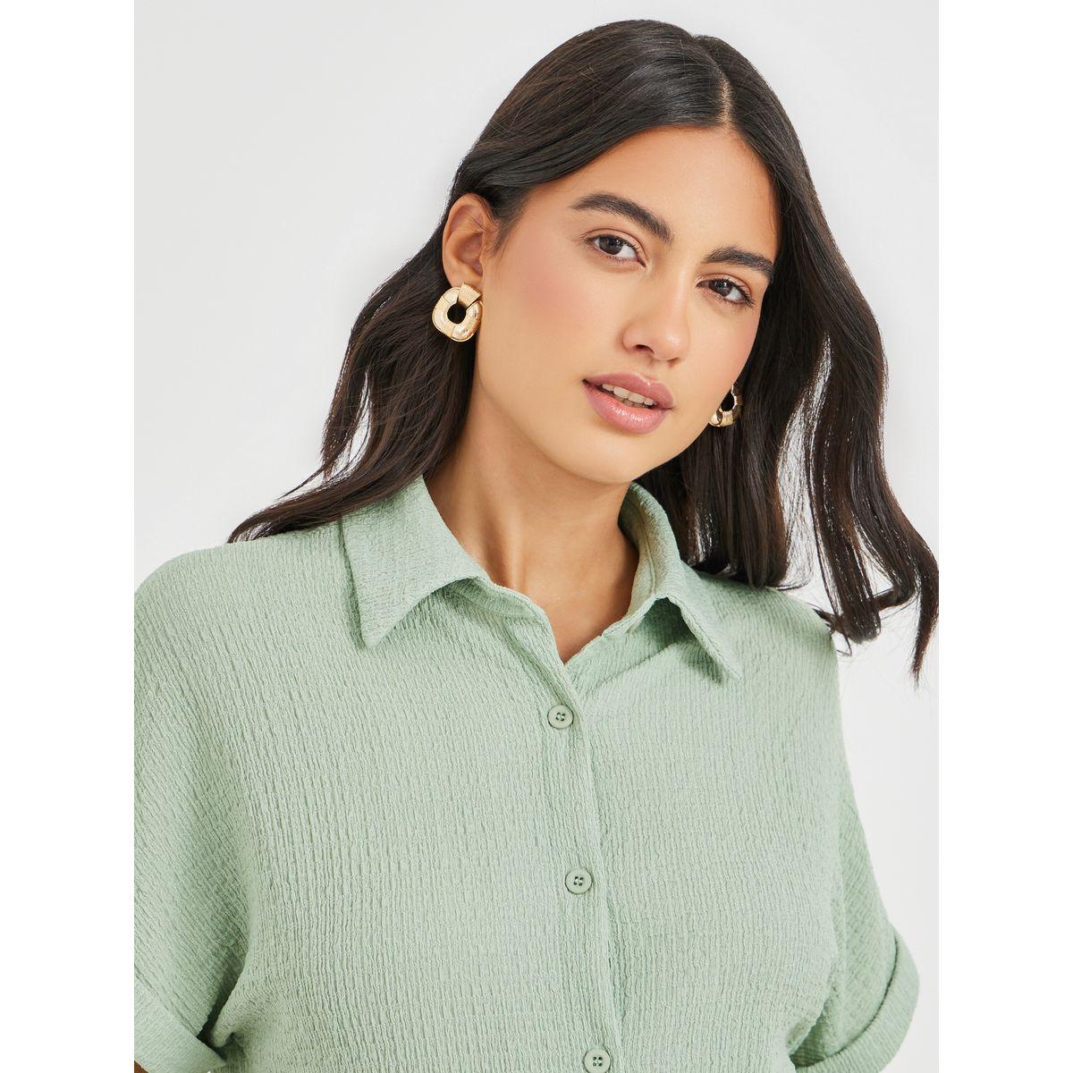 بلوزة بأكمام قصيرة وأزرار-women-clothing-shirtsandblouses-shirts-image-3
