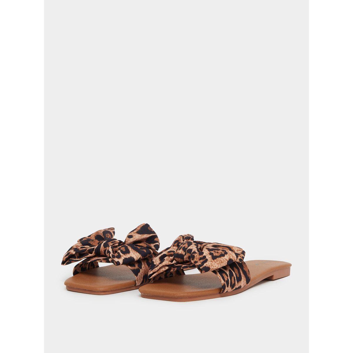 Styli Printed Bow Detail Flat Sandals-women-shoes-sandals-flats-image-3