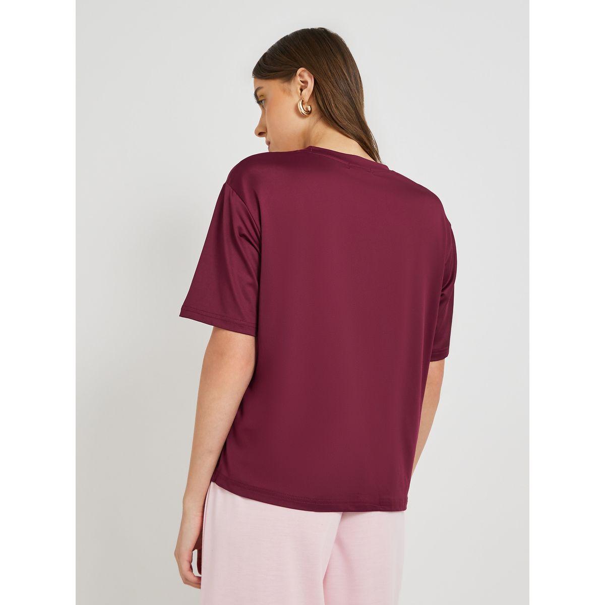 تيشيرت بياقة دائرية وطبعة كتابة-women-clothing-tshirts-image-4