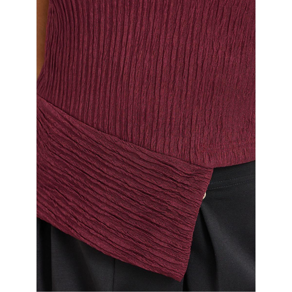 Styli Textured Asymmetric Hem Sleeveless Top-women-clothing-shirtsandblouses-blouses-image-4