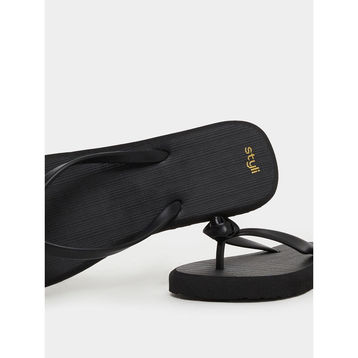 فليب فلوب ساتان مزين بزهور كورساج-women-shoes-flipflopsandslides-image-3