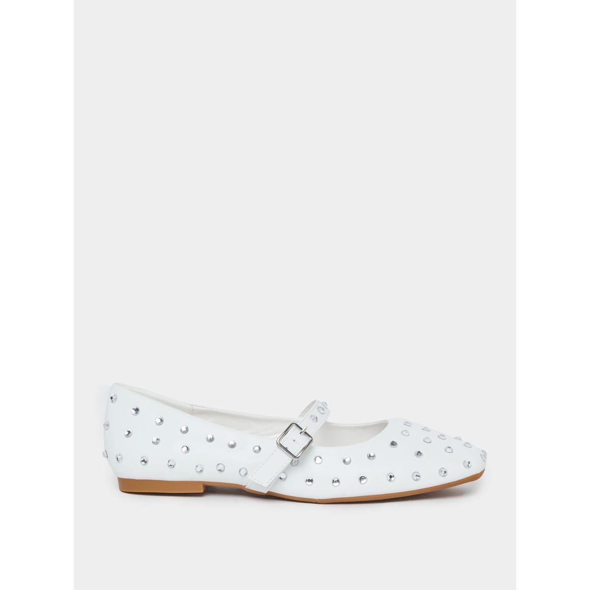 Styli White Embellished Buckle Ballerina Shoes-women-shoes-ballerinas-image-1