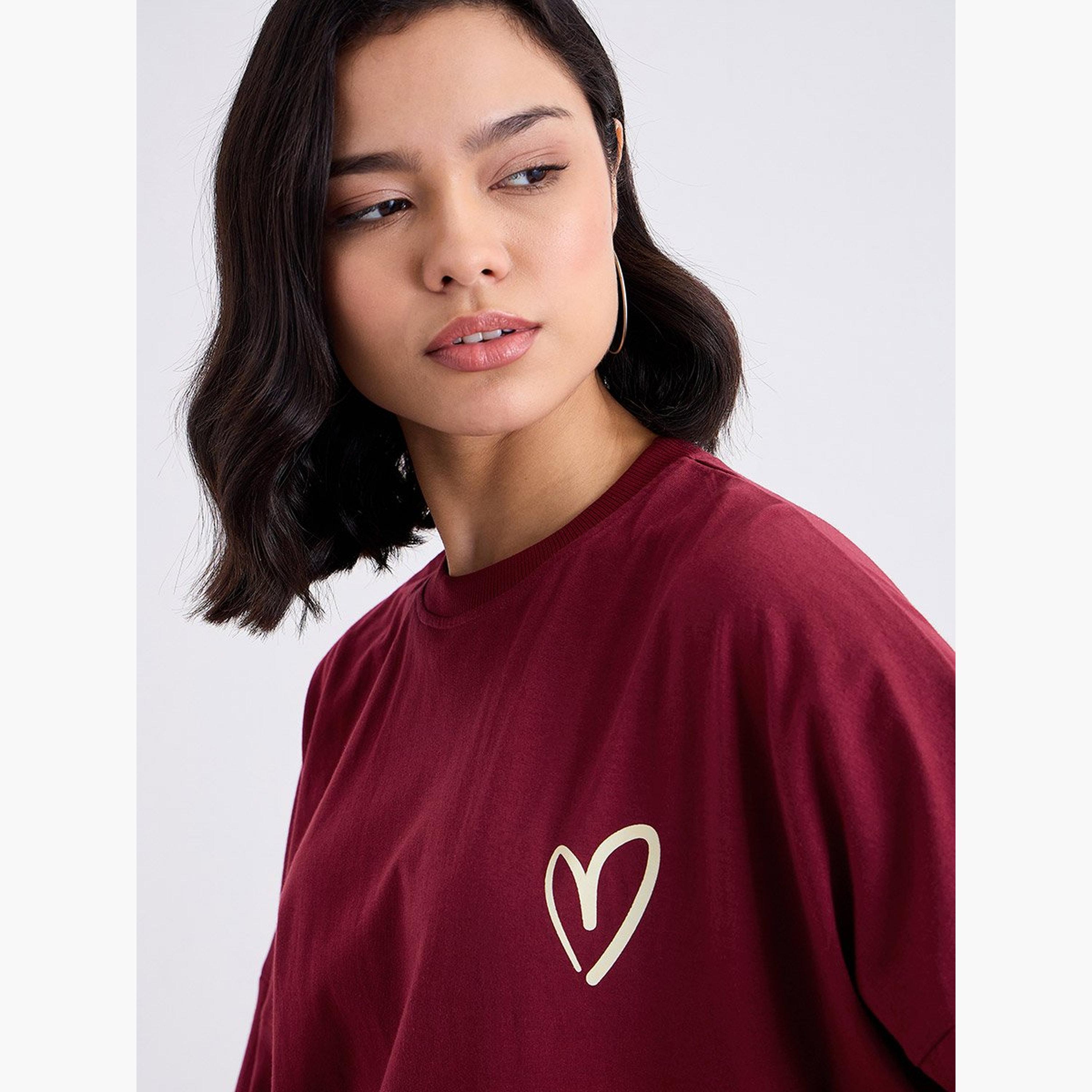 ستايلي - تي شيرت للنساء طويل بشعار مقاس كبير-women-clothing-tshirts-image-3