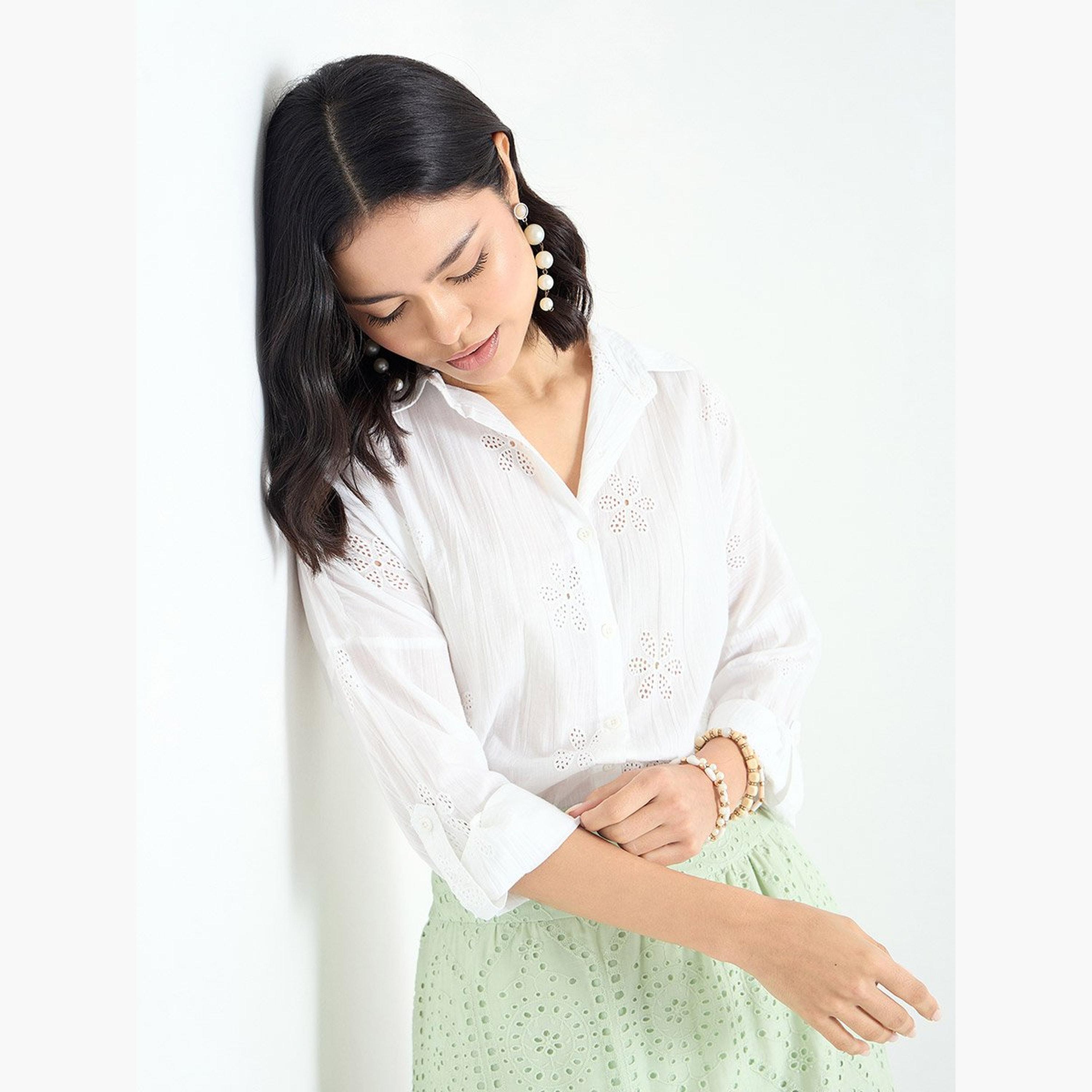 ستايلي - قميص أبيض مطرز مقاس كبير-women-clothing-shirtsandblouses-shirts-image-3