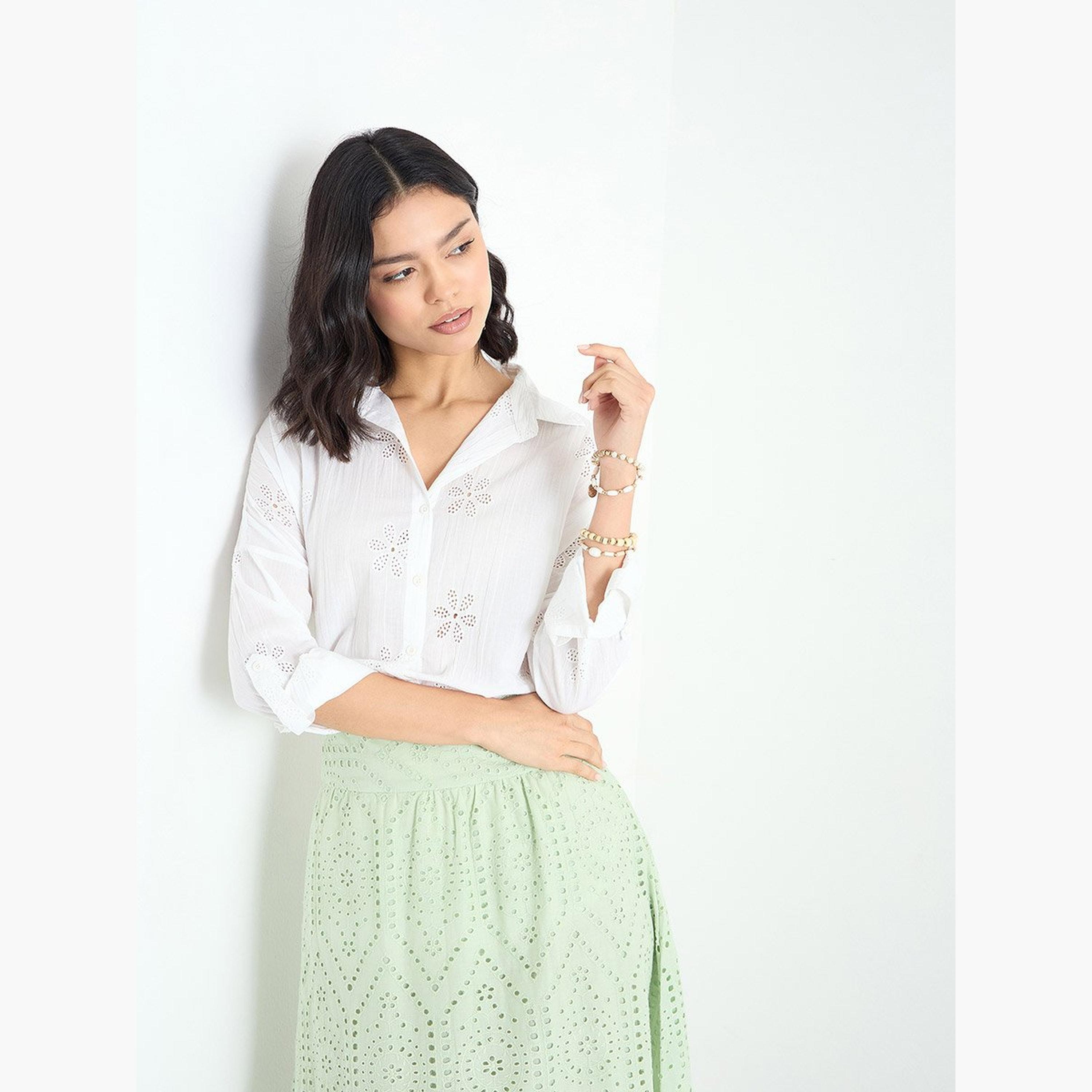 ستايلي - قميص أبيض مطرز مقاس كبير-women-clothing-shirtsandblouses-shirts-image-6