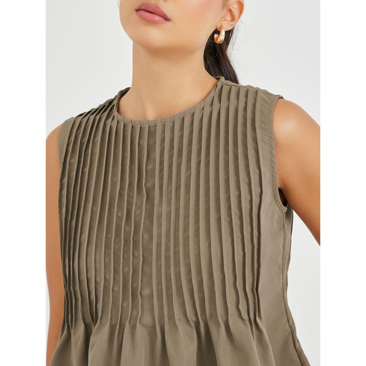 بلوزة بيبلوم بكسرات وتفاصيل كشكش-women-clothing-shirtsandblouses-blouses-image-4