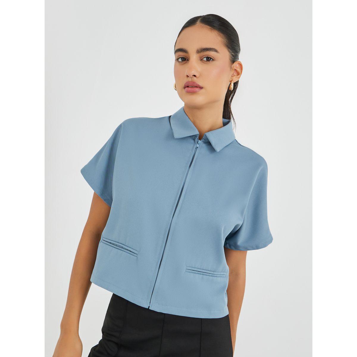 بلوزة سادة قصيرة بياقة سبريد وسحَّاب غلق-women-clothing-shirtsandblouses-shirts-image-1
