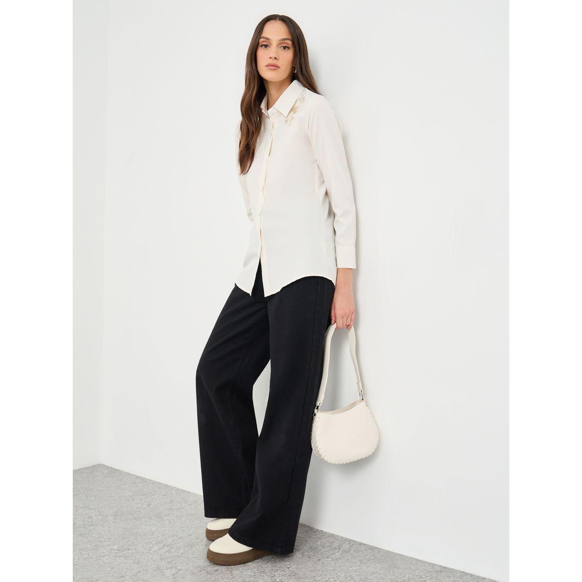 بلوزة سادة مُطرّزة بزهور مع أكمام طويلة-women-clothing-shirtsandblouses-shirts-image-2
