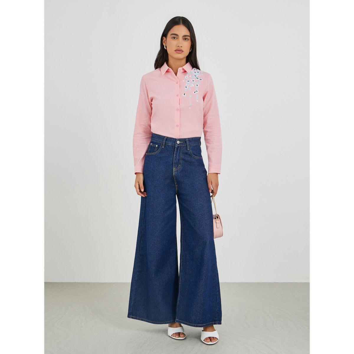 بلوزة مُطرّزة بزهور مع أزرار-women-clothing-shirtsandblouses-shirts-image-3