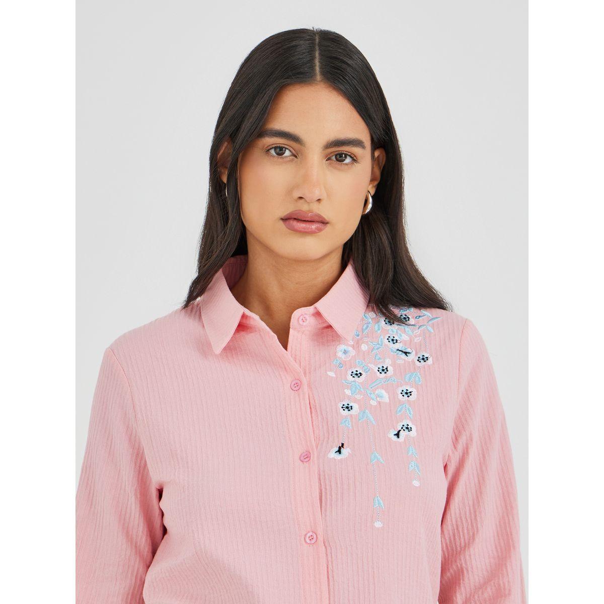 بلوزة مُطرّزة بزهور مع أزرار-women-clothing-shirtsandblouses-shirts-image-4