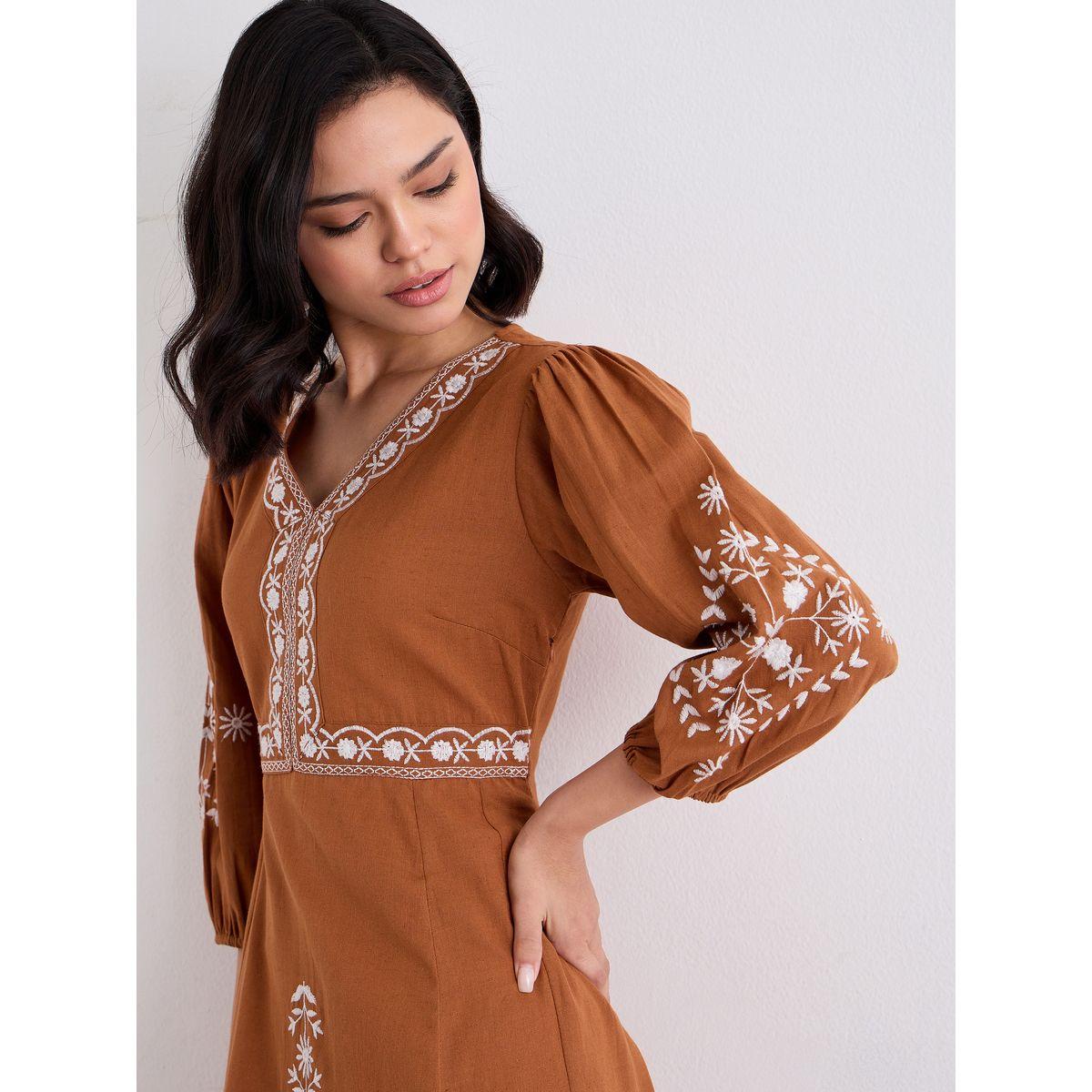 فستان ميدي بحافة واسعة وتفاصيل مُطرّزة مع أكمام بالون-women-clothing-dresses-image-3