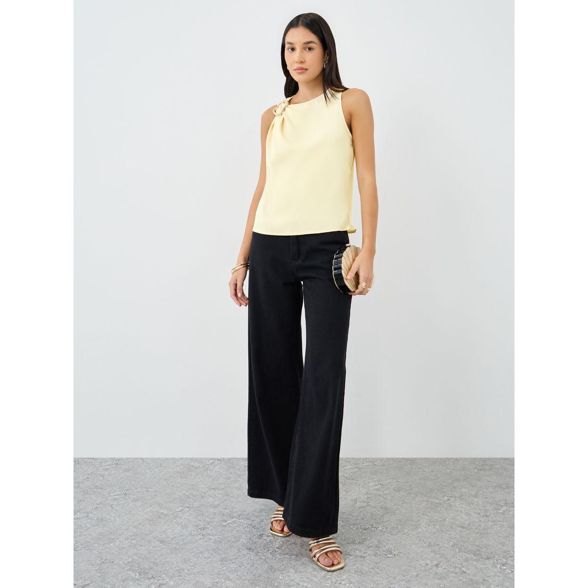 بلوزة بلا أكمام مزينة بإبزيم-women-clothing-shirtsandblouses-blouses-image-2