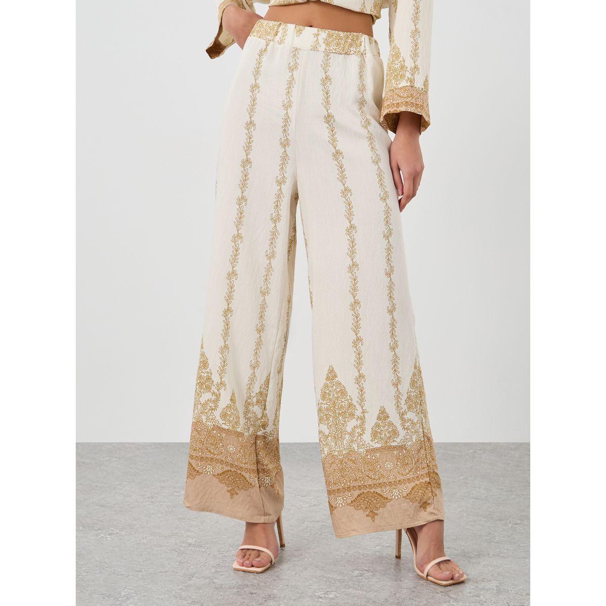 بنطال مُطبع بقصة أرجل واسعة-women-clothing-bottoms-trousers-image-2