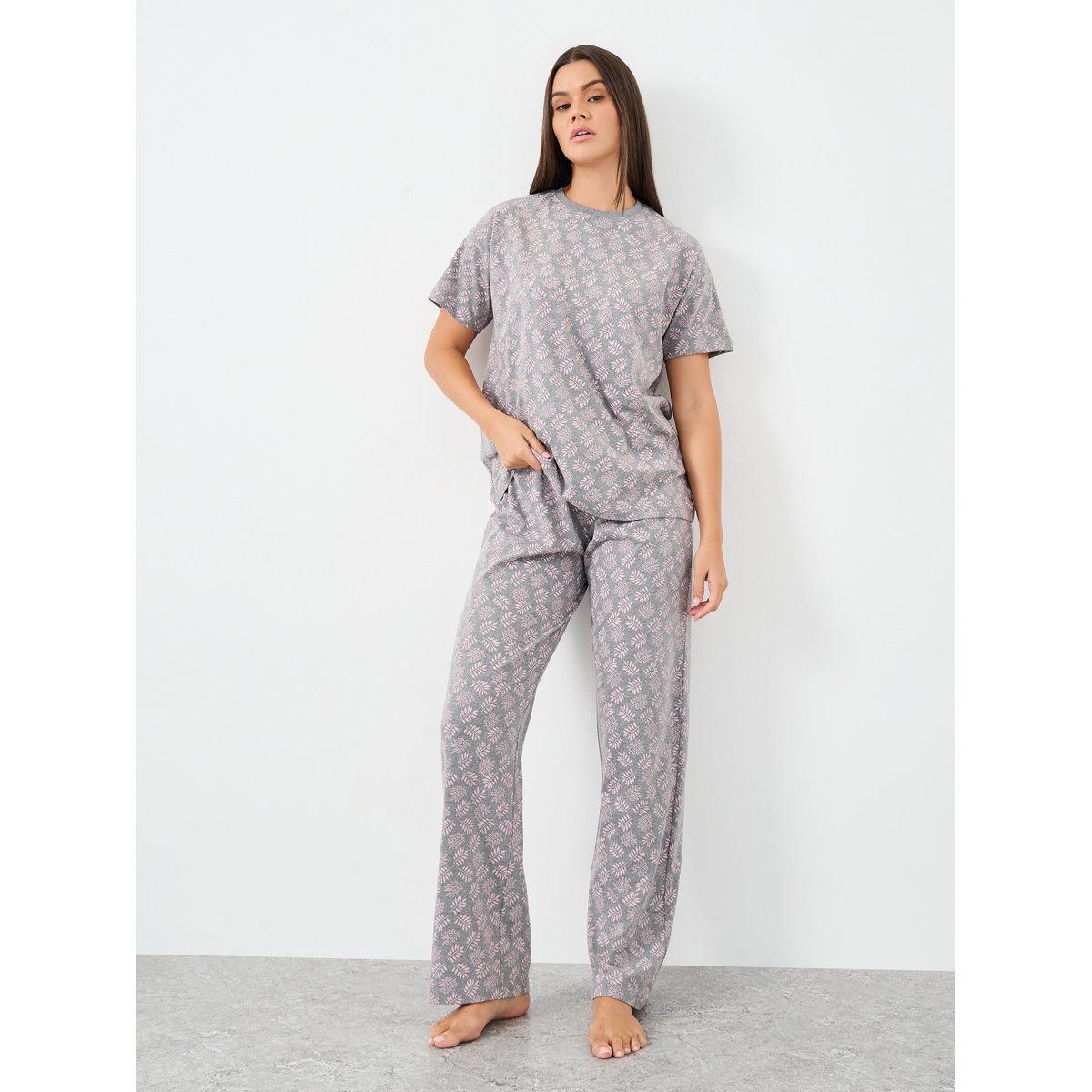 Styli Leaf Print Dropped Shoulder Cotton T-Shirt and Pyjama Set-women-clothing-nightwear-pyjamas-longsets-image-1