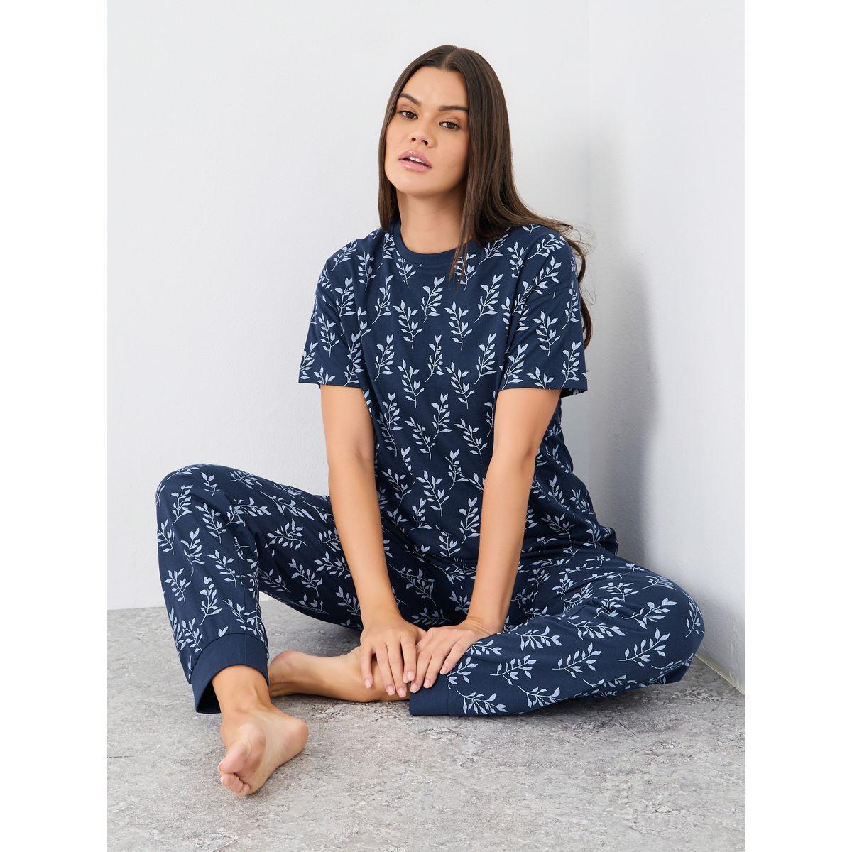 طقم من بنطال بيجاما وتيشيرت قطن بطبعة زهور-women-clothing-nightwear-pyjamas-longsets-image-1