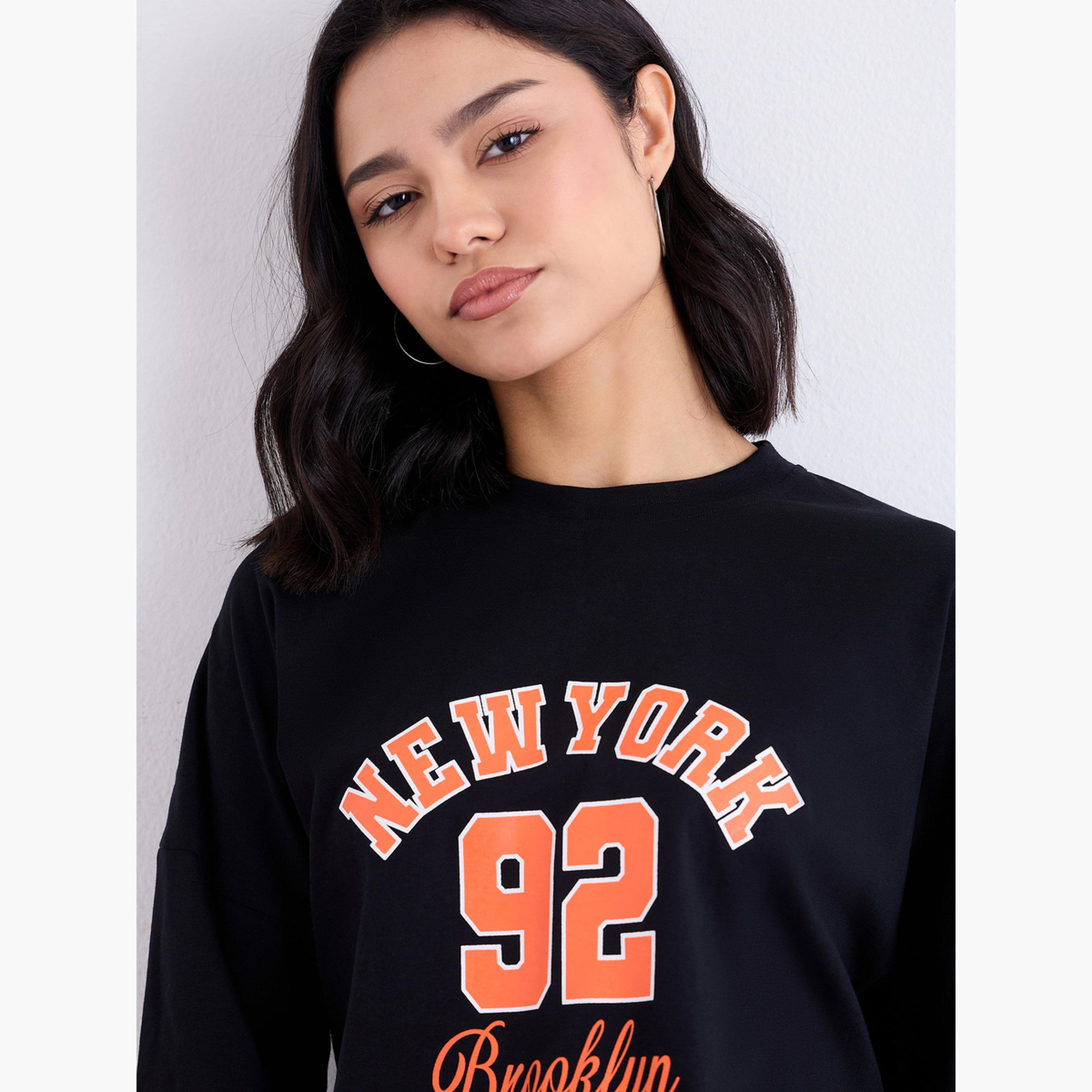Styli Black Oversized Graphic T-Shirt and Joggers Co-Ords-women-clothing-coordsets-image-4