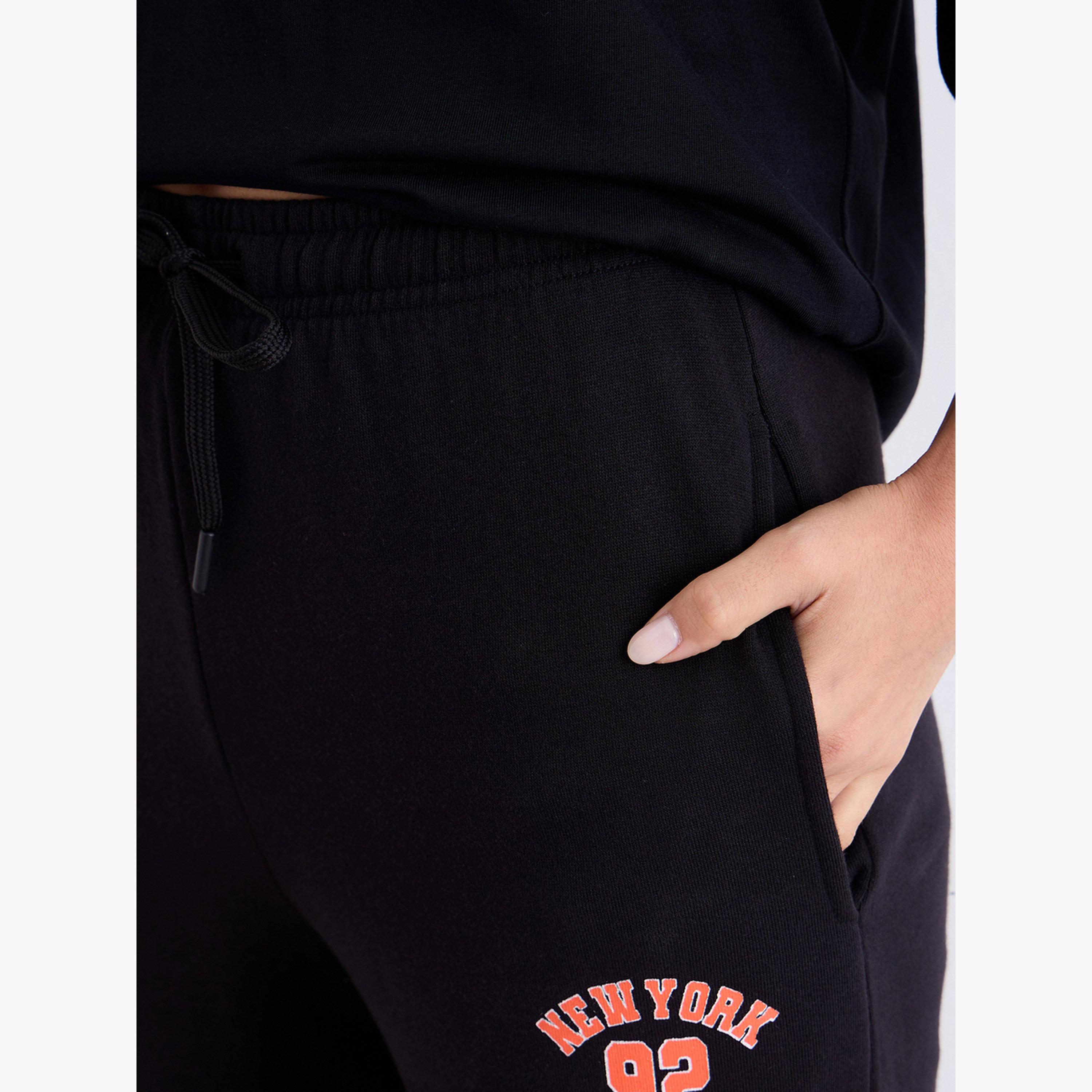 Styli Black Oversized Graphic T-Shirt and Joggers Co-Ords-women-clothing-coordsets-image-6
