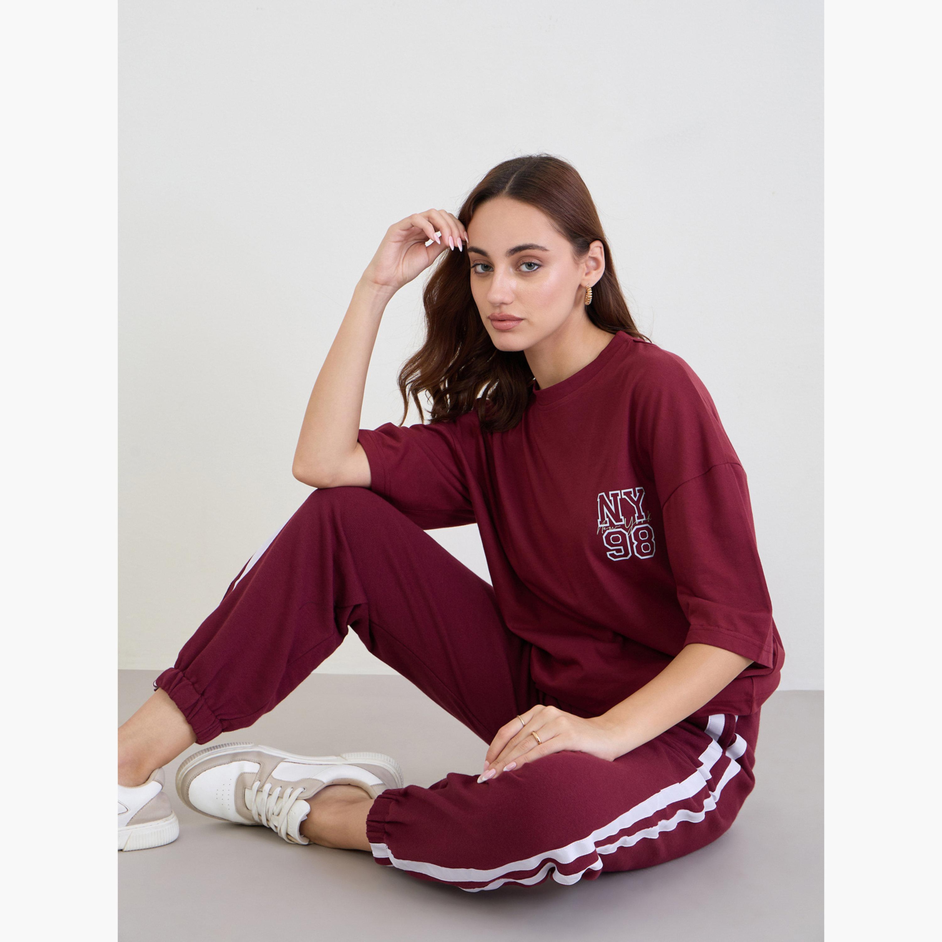 Styli Oversized Longline T-Shirt and Cuffed Joggers Co-Ords-women-clothing-coordsets-image-2