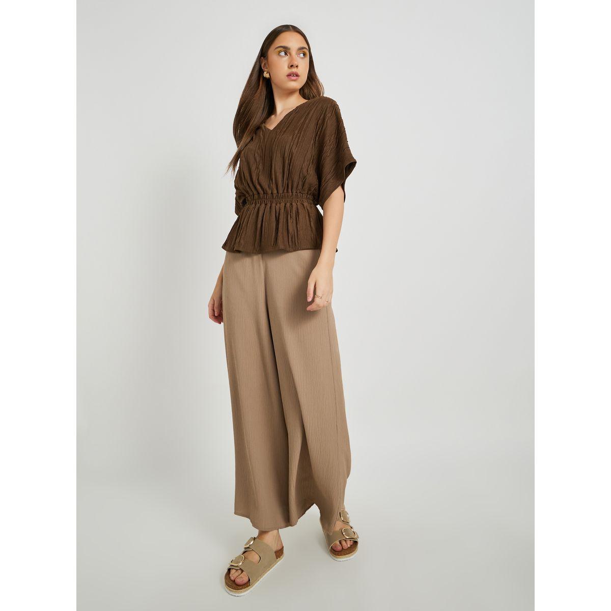 بلوزة بتفاصيل بارزة الملمس وخصر مطاطي-women-clothing-shirtsandblouses-blouses-image-2
