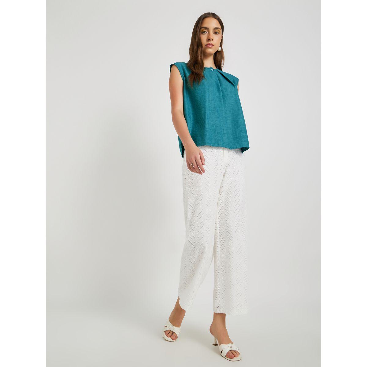 Styli Solid Pleated Sleeveless Round Neck Top-women-clothing-shirtsandblouses-blouses-image-2
