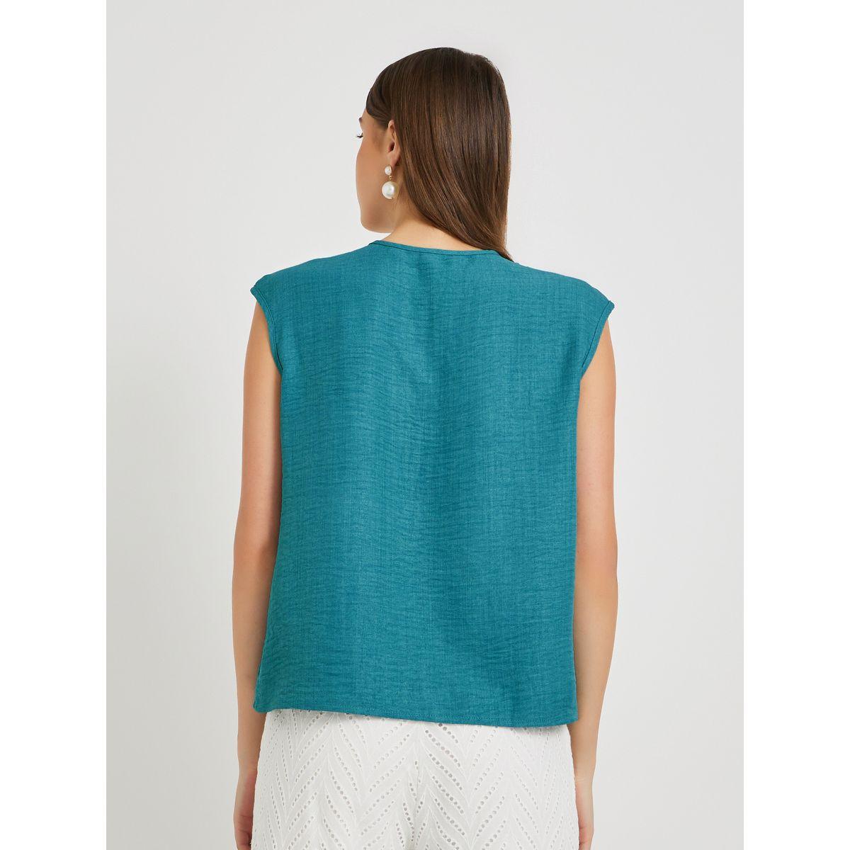 Styli Solid Pleated Sleeveless Round Neck Top-women-clothing-shirtsandblouses-blouses-image-4