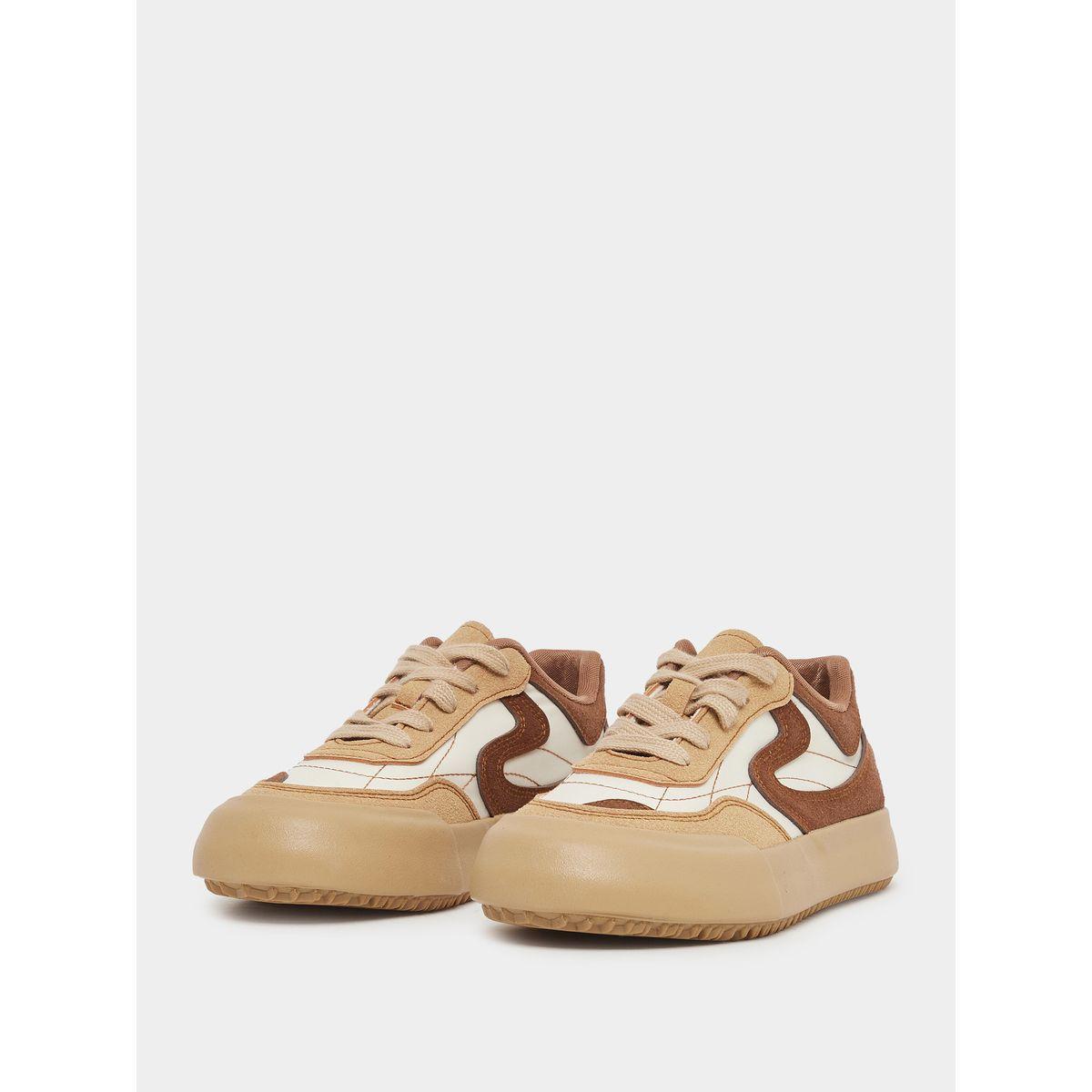 حذاء سنيكرز بنعل شانكي ورباط غلق-women-shoes-sneakers-image-2