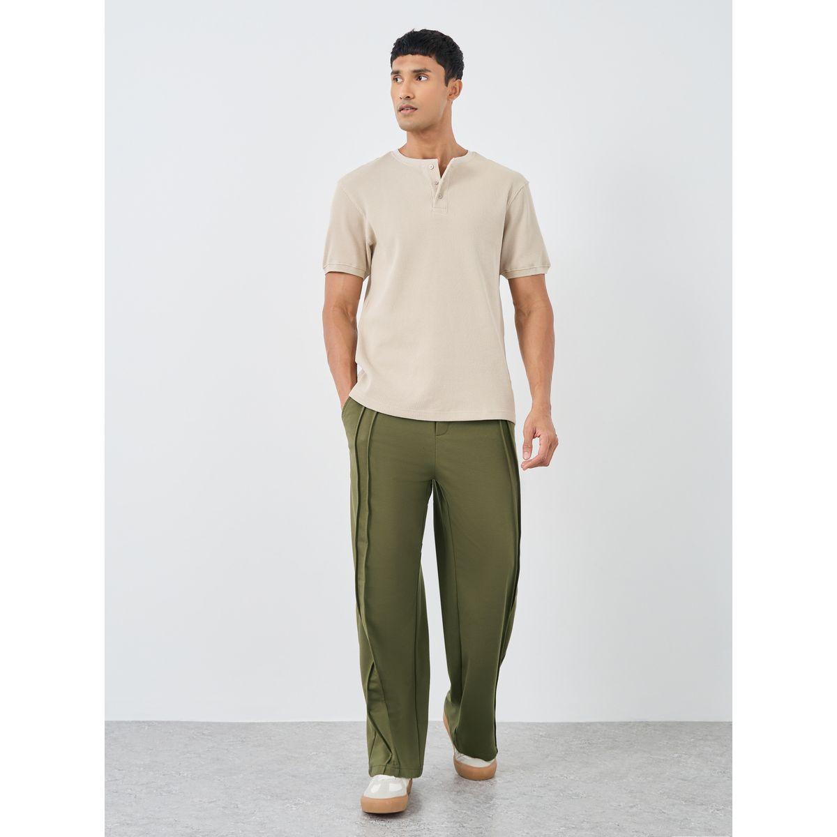 جوغر بقصة مريحة مع تفاصيل أربطة-men-clothing-bottoms-joggers-image-2