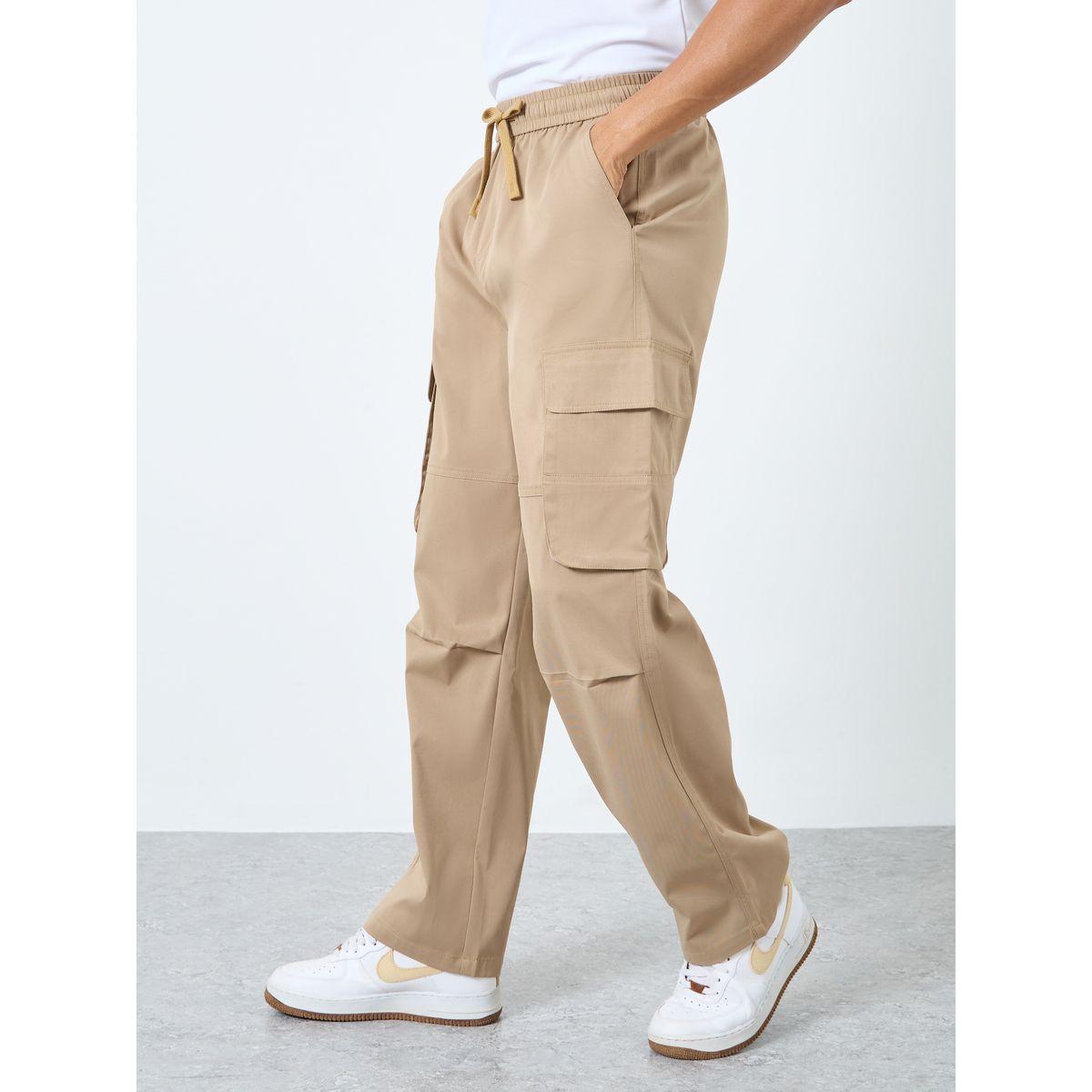 جوغر محبوك بقصة مريحة-men-clothing-bottoms-joggers-image-1