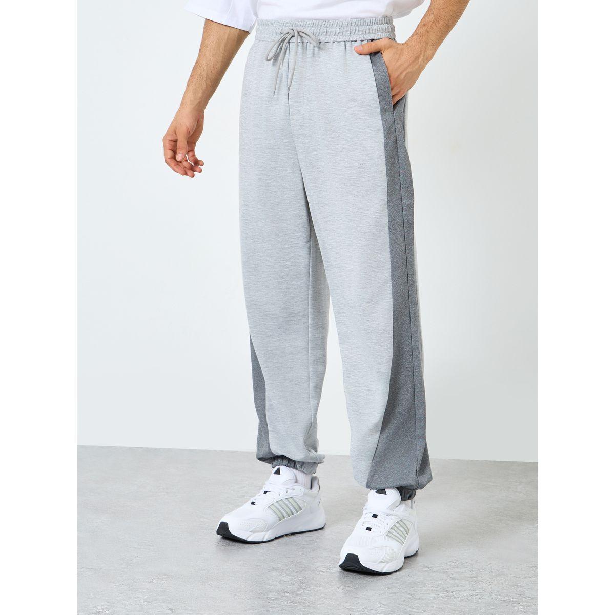 Styli Relaxed Fit Dual Tone Joggers with Drawcord-men-clothing-bottoms-joggers-image-3