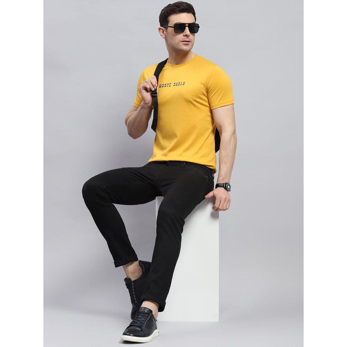 تيشيرت بقصة عادية وياقة دائرية-men-clothing-tshirtsandpolos-tshirts-image-5
