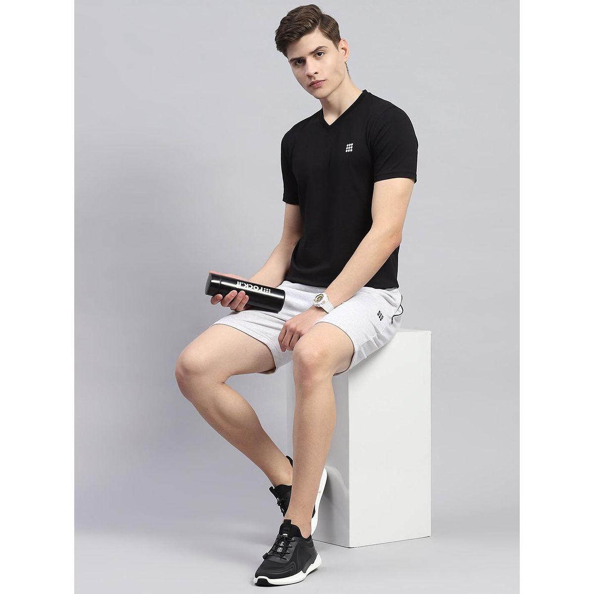 Rock.it X Styli Solid V Neck Regular Fit T-Shirt-men-clothing-tshirtsandpolos-tshirts-image-5