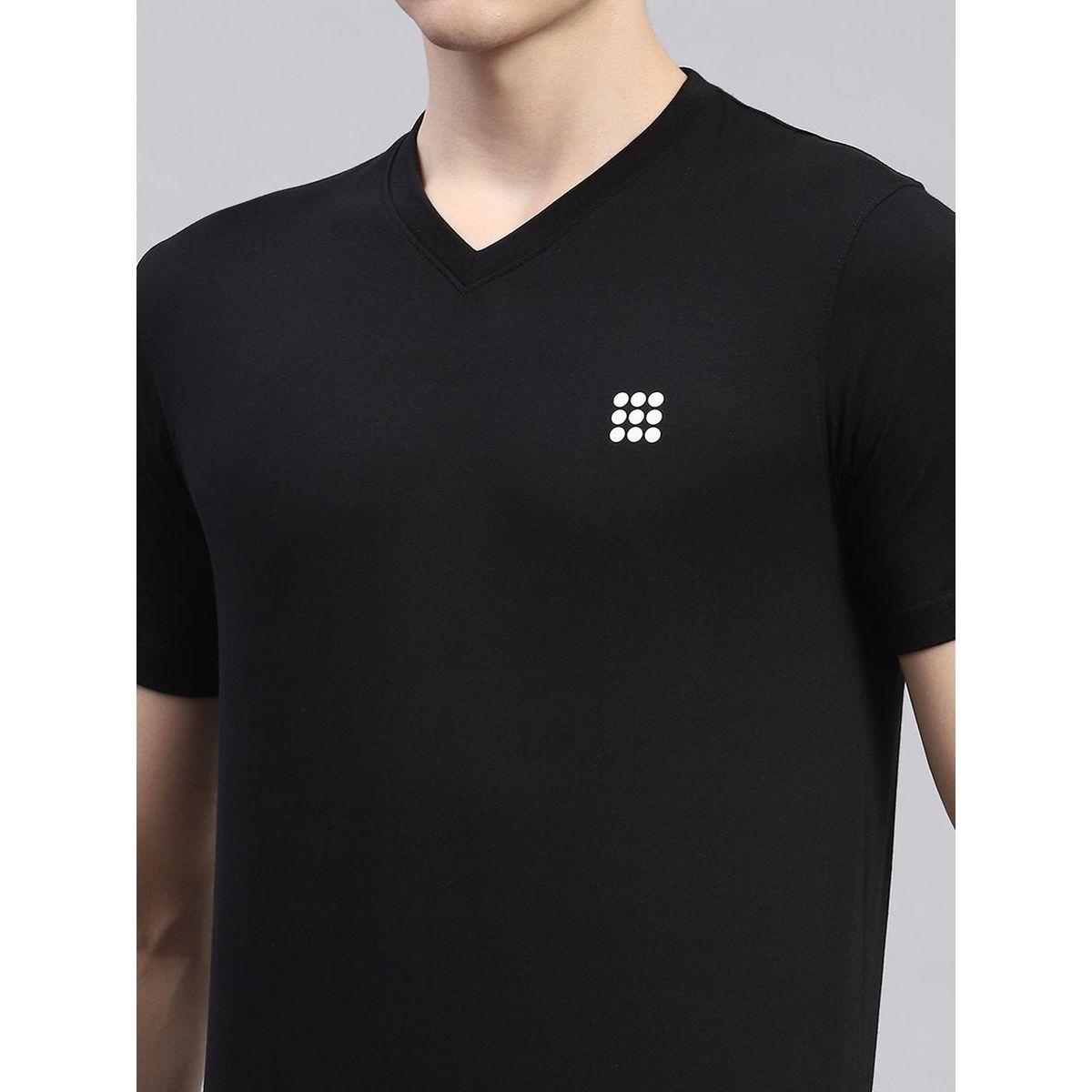 Rock.it X Styli Solid V Neck Regular Fit T-Shirt-men-clothing-tshirtsandpolos-tshirts-image-6