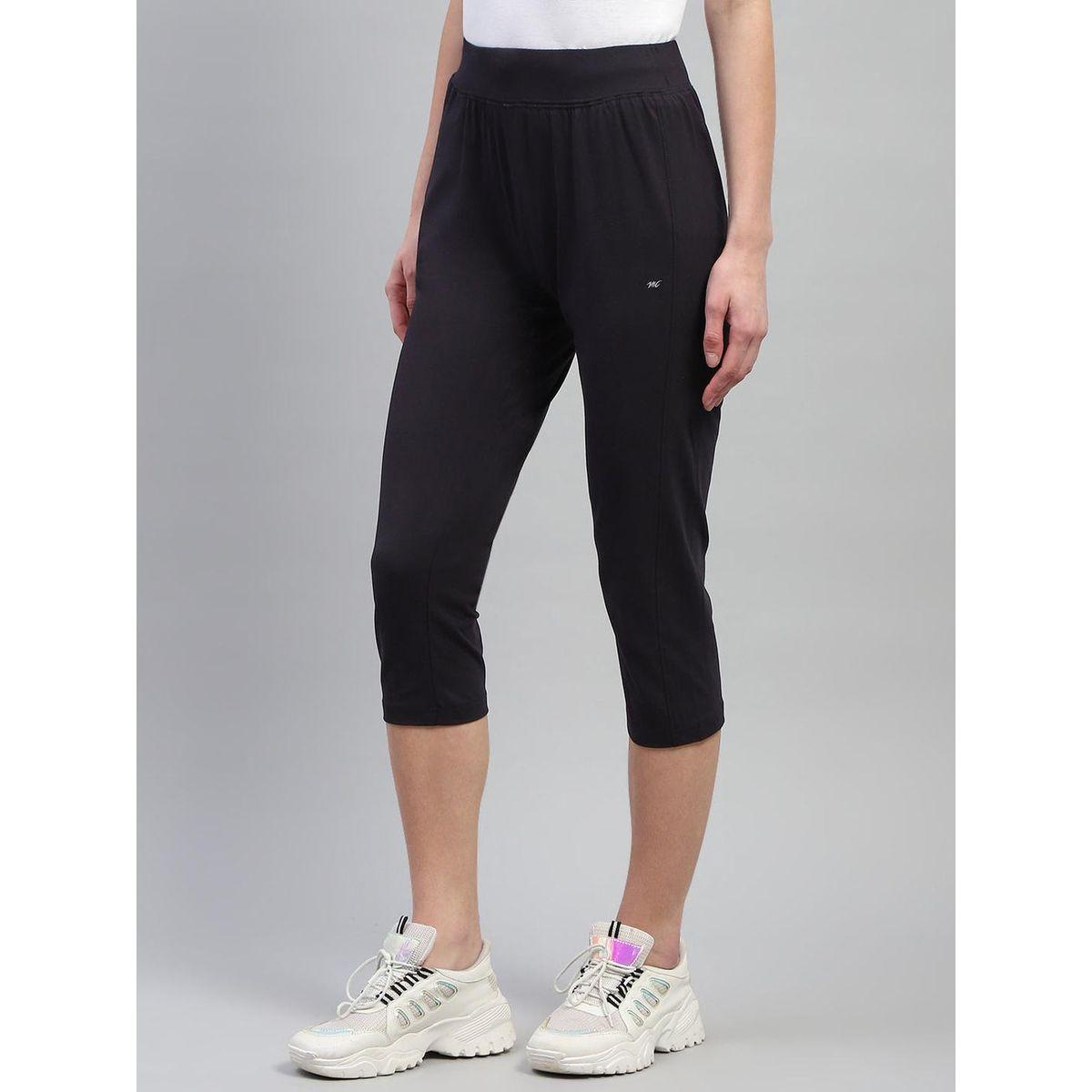 بنطال كابري سادة بخصر مطاطي-women-clothing-bottoms-shorts-image-2