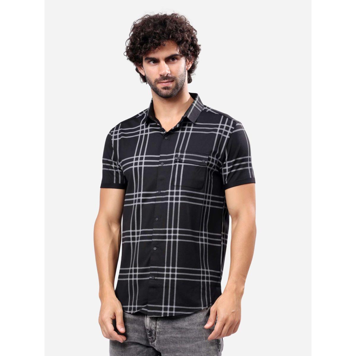 قميص بطبعة مربعات وأكمام قصيرة-men-clothing-shirts-image-1
