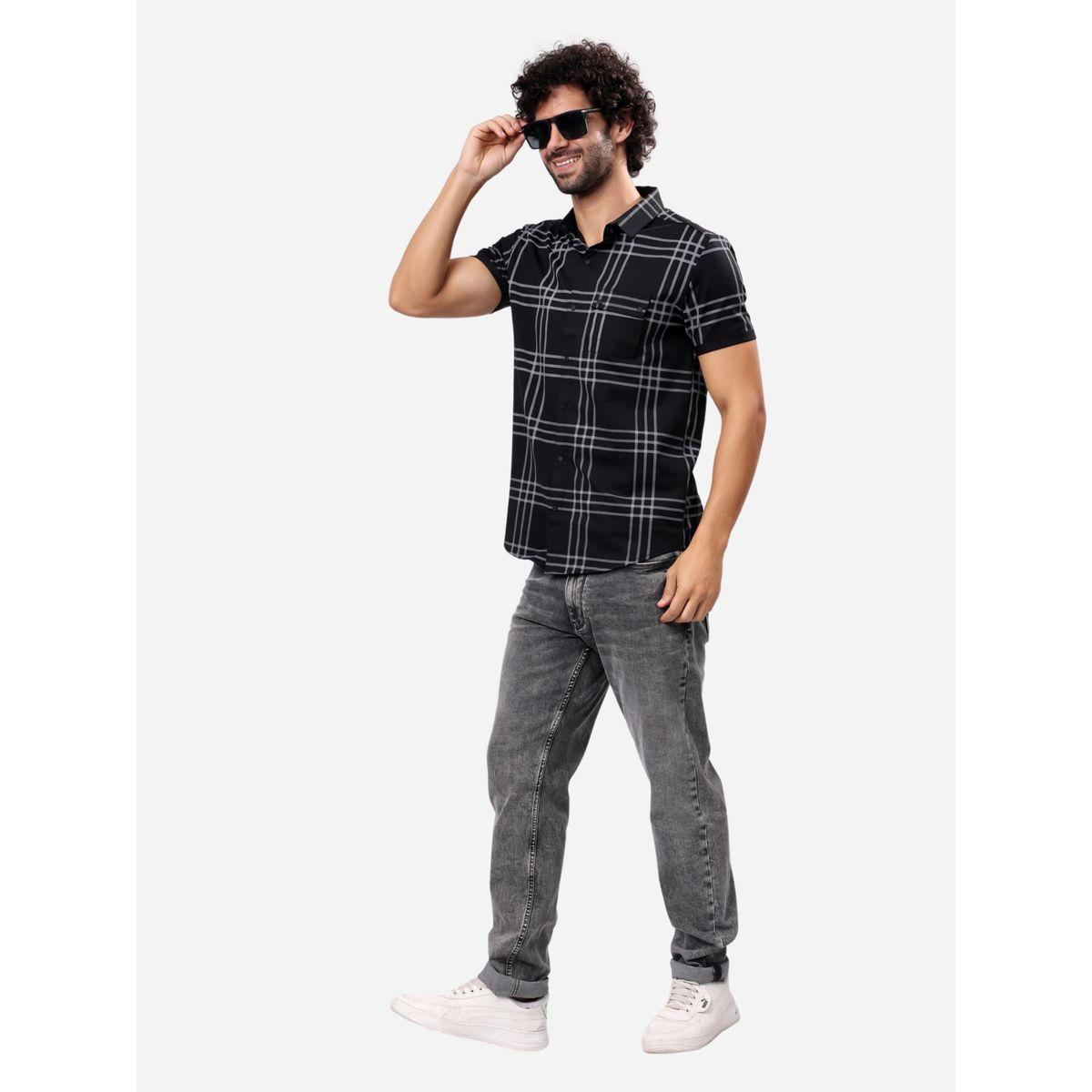 قميص بطبعة مربعات وأكمام قصيرة-men-clothing-shirts-image-2