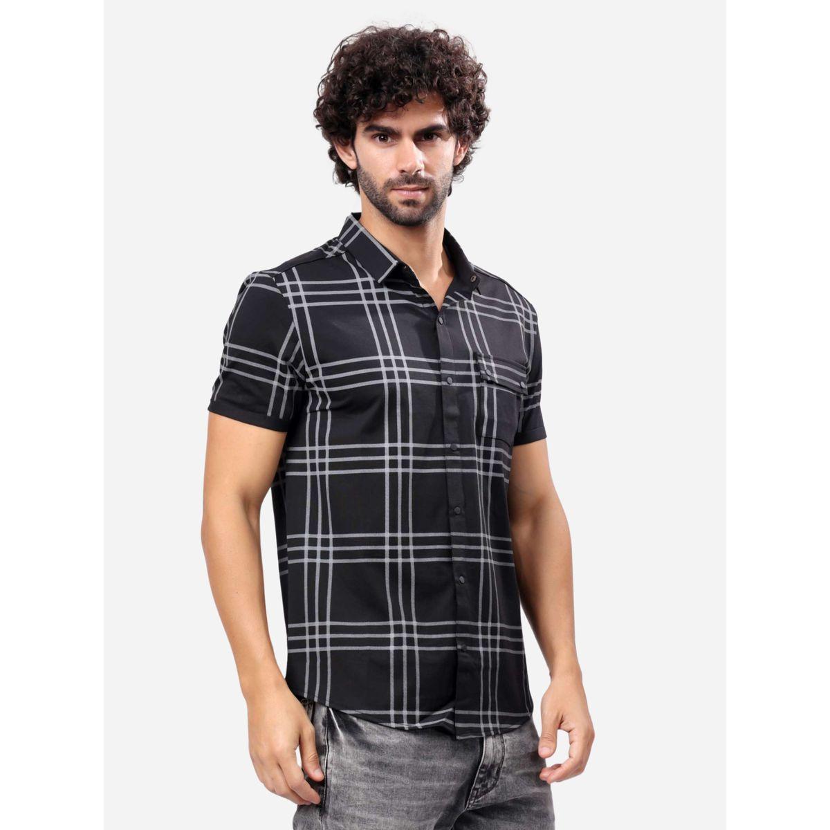 قميص بطبعة مربعات وأكمام قصيرة-men-clothing-shirts-image-4