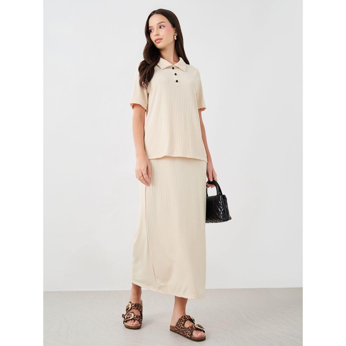 طقم منسق من تيشيرت بولو وتنورة-women-clothing-coordsets-image-1