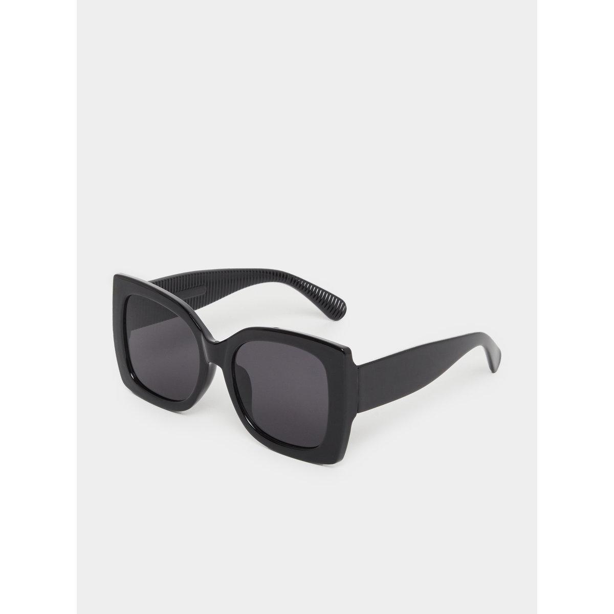 Styli Wide Frame Cat Eye Sunglasses-women-sunglasses-image-1