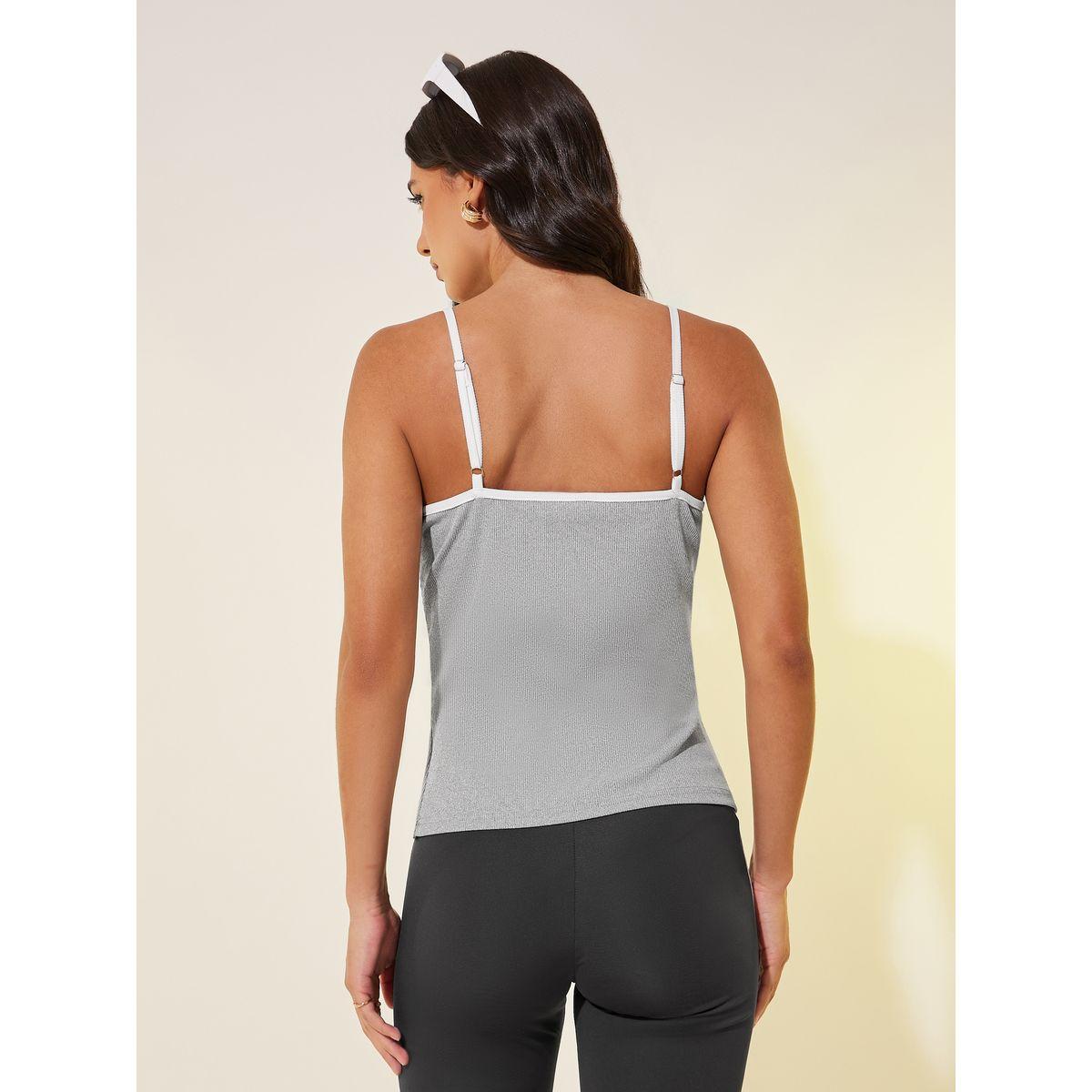 بلوزة كامي سادة بتفاصيل مضلعة وتفاصيل مُتباينة-women-clothing-tshirts-image-1