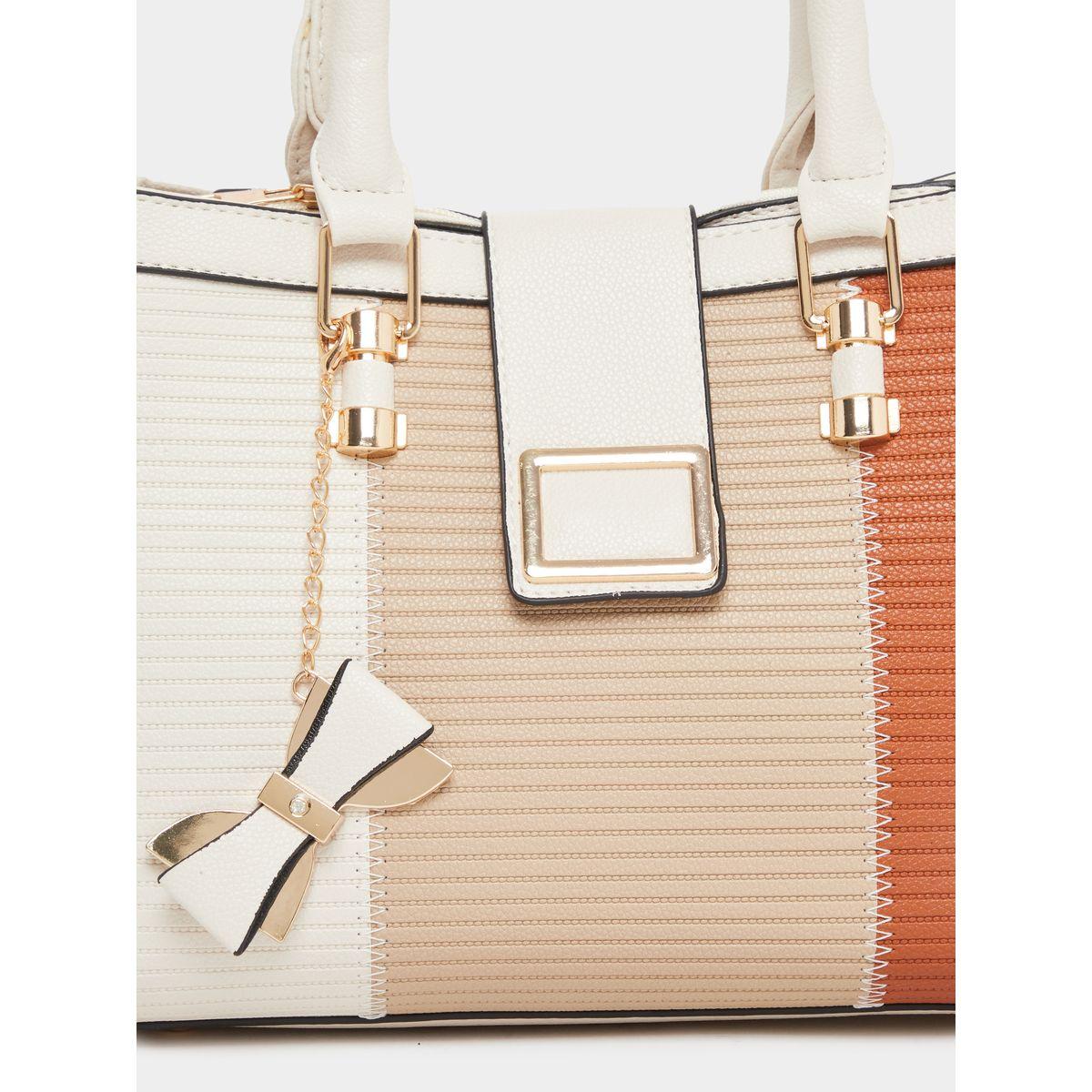 شنطة يد بنمط كتل الالوان مع حلية بنمط فراشة-women-bagsandwallets-handbags-image-3