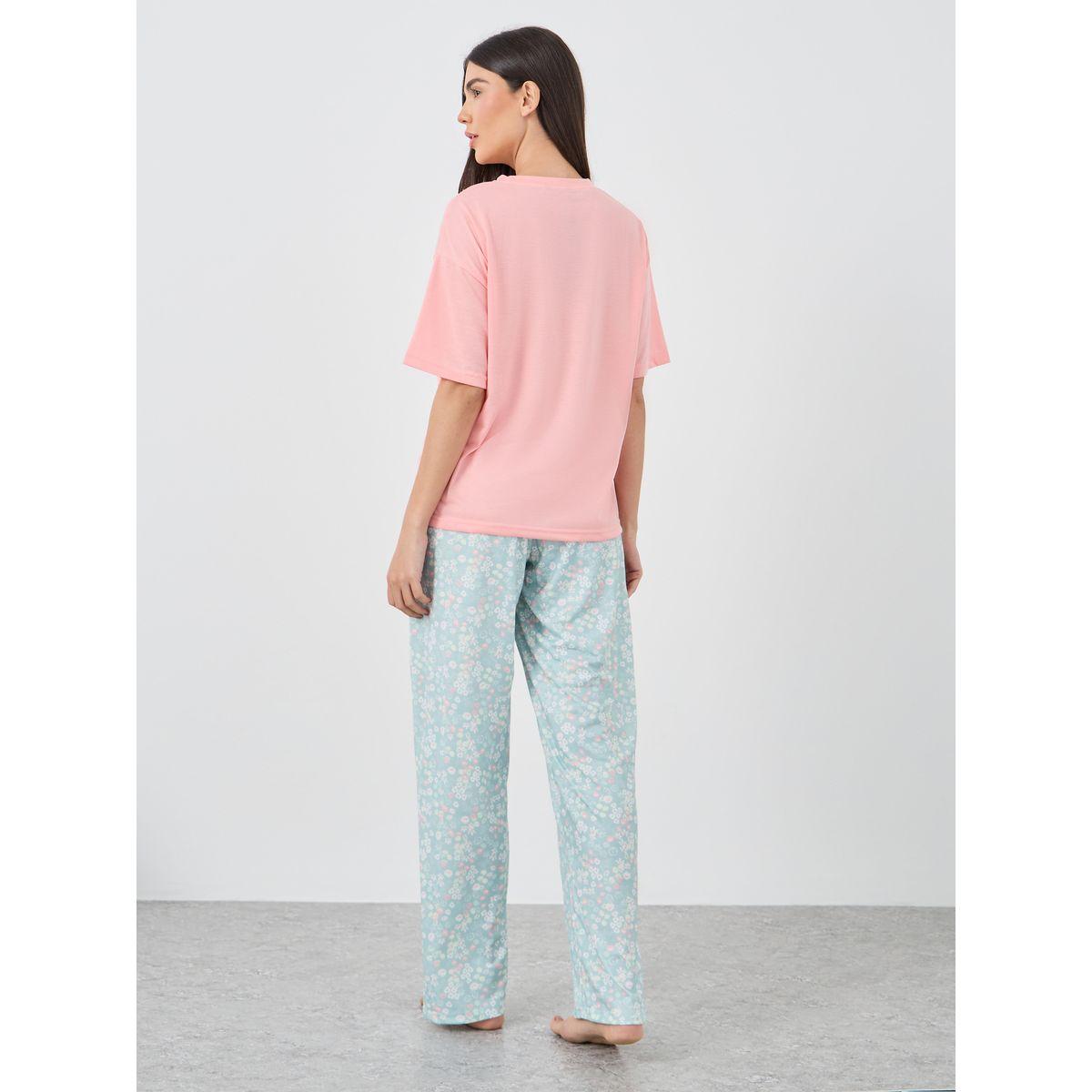 Styli Sunday Morning Slogan Drop Shoulder T-Shirt and Ditsy Floral Pyjama Set-women-clothing-nightwear-pyjamas-longsets-image-6