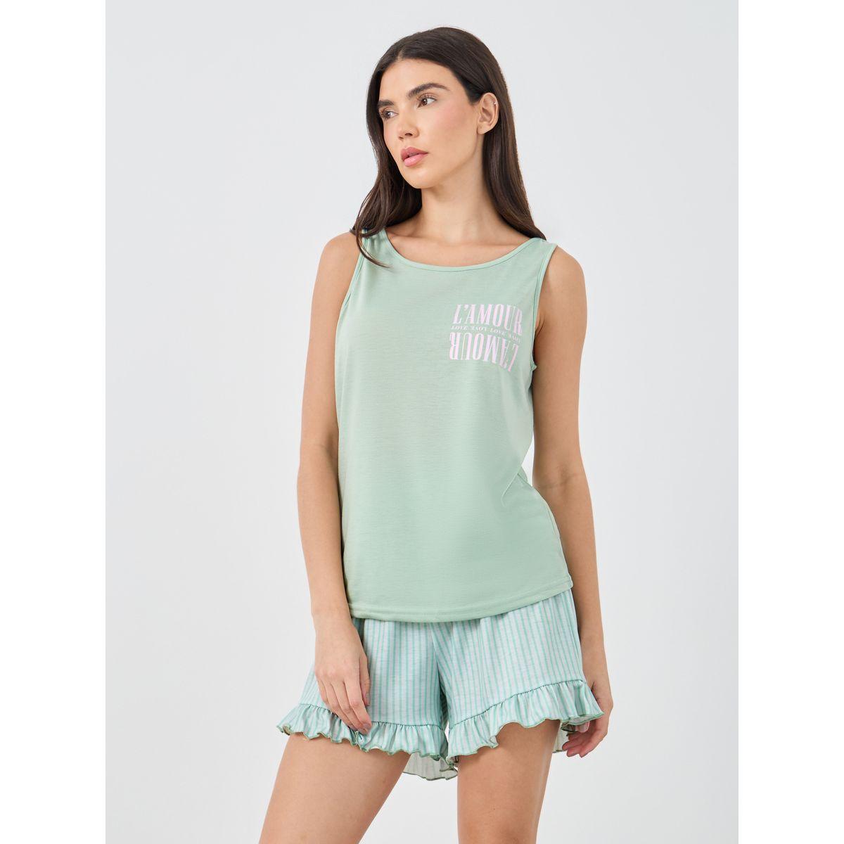 طقم منسق من شورت بيجاما وبلوزة بطبعة كتابة-women-clothing-nightwear-pyjamas-shortsets-image-1