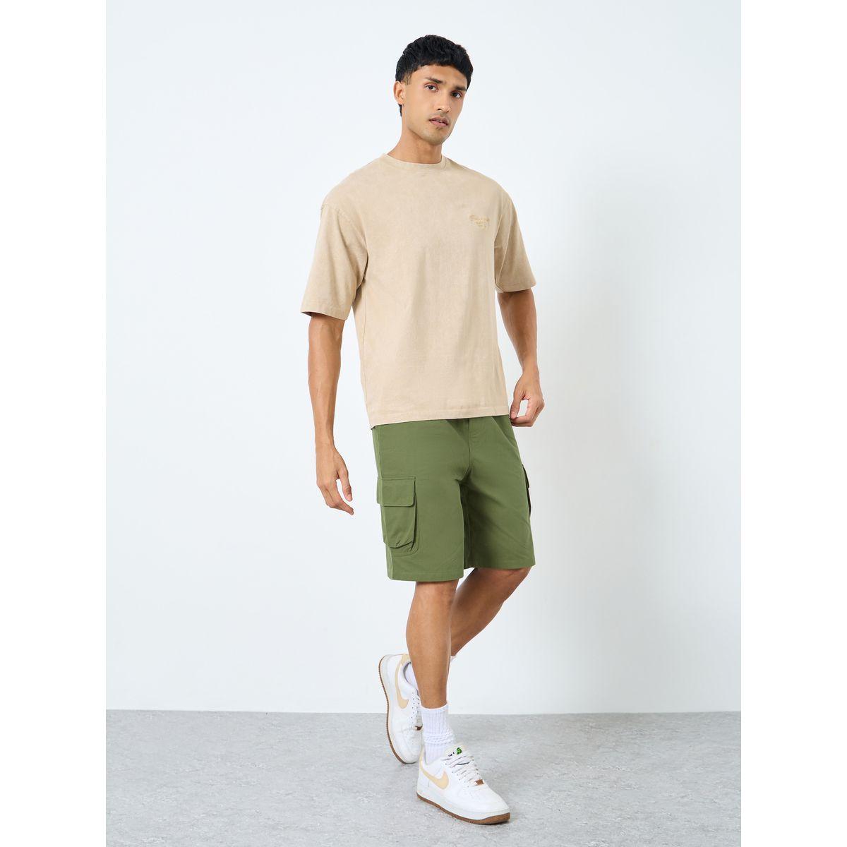 شورت بقصة مريحة مع جيوب كارجو-men-clothing-bottoms-shorts-image-2