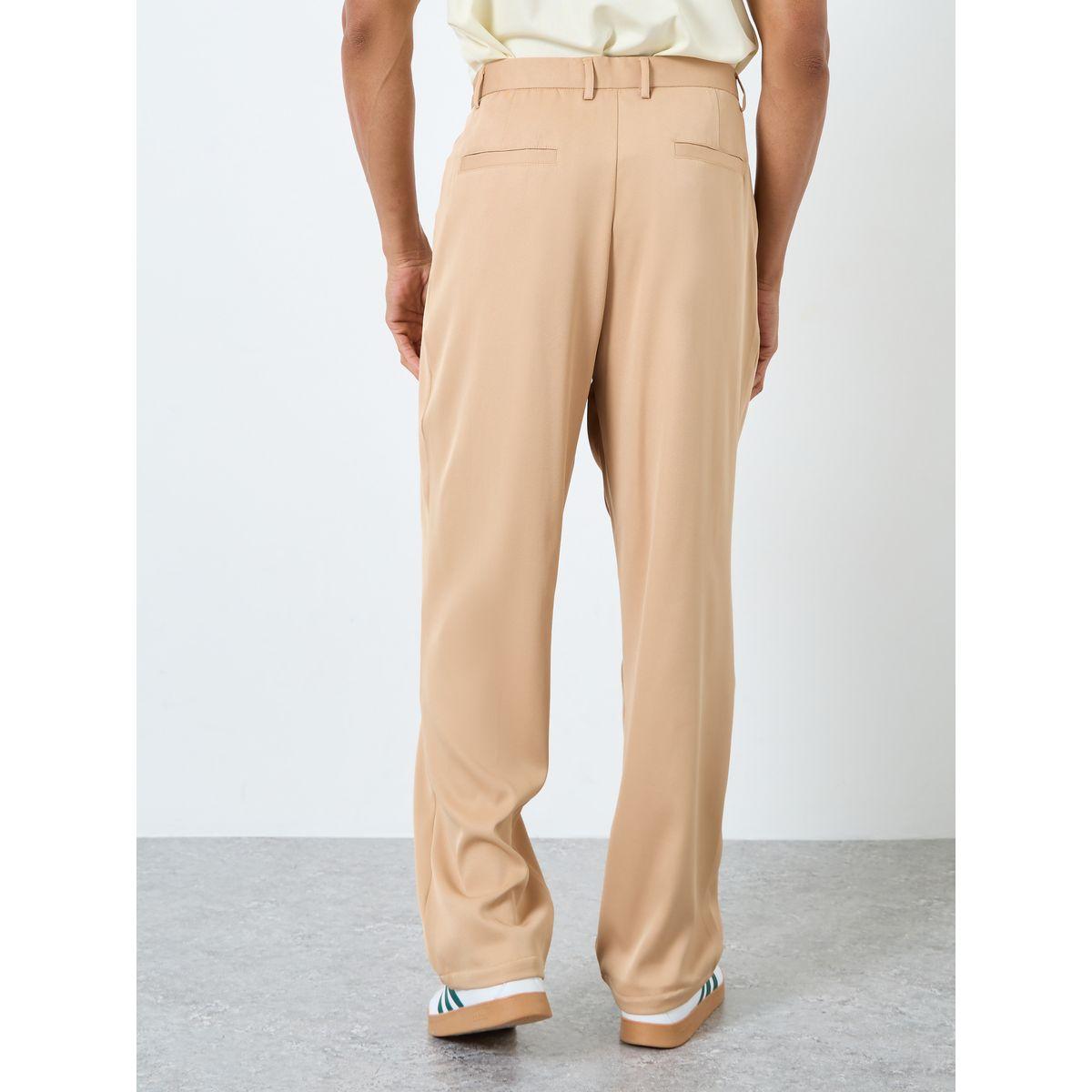 بنطال بقصة مريحة وتفاصيل كسرات-men-clothing-bottoms-trousersandchinos-trousers-image-4