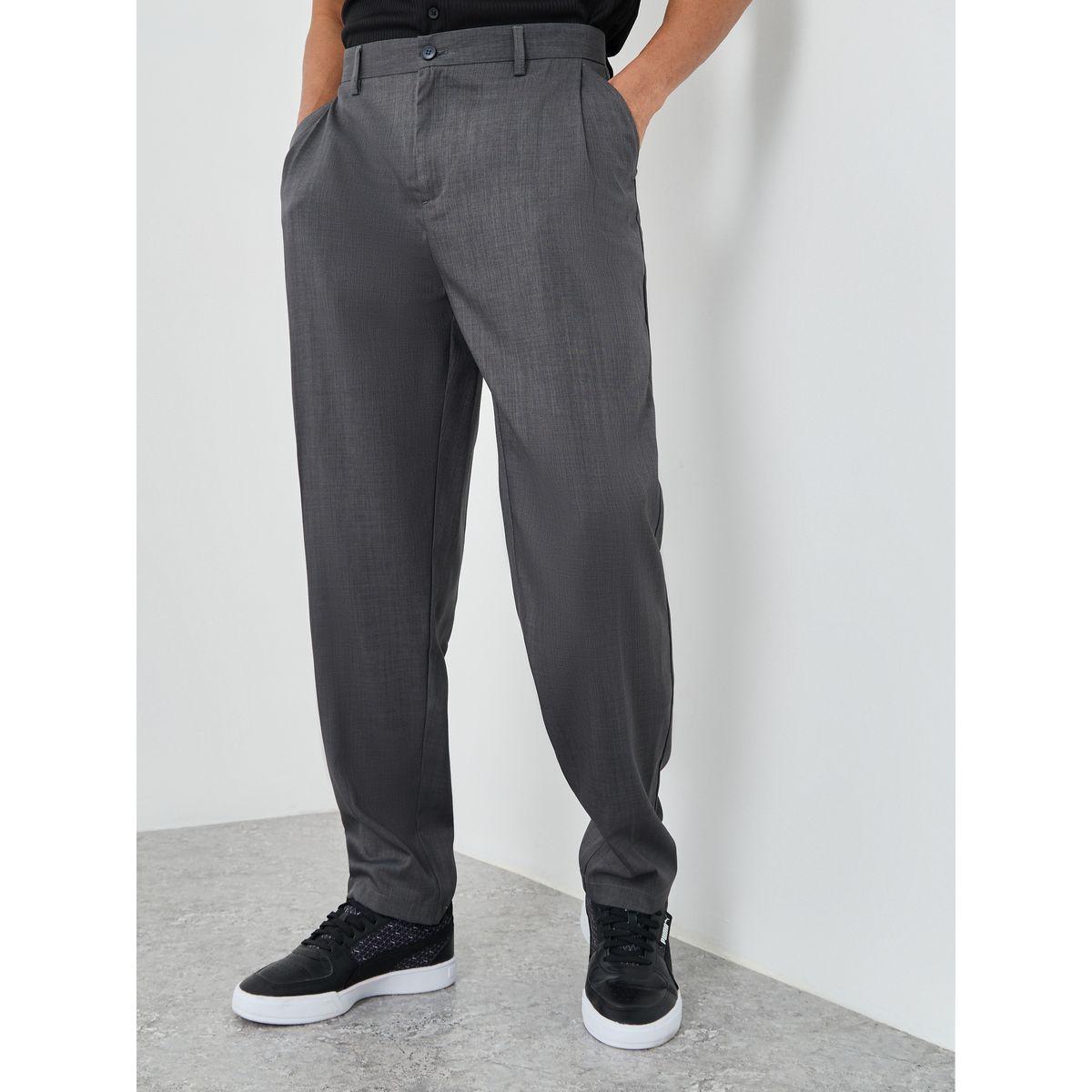 بنطال بقصة مستقيمة وكسرات-men-clothing-bottoms-trousersandchinos-trousers-image-1