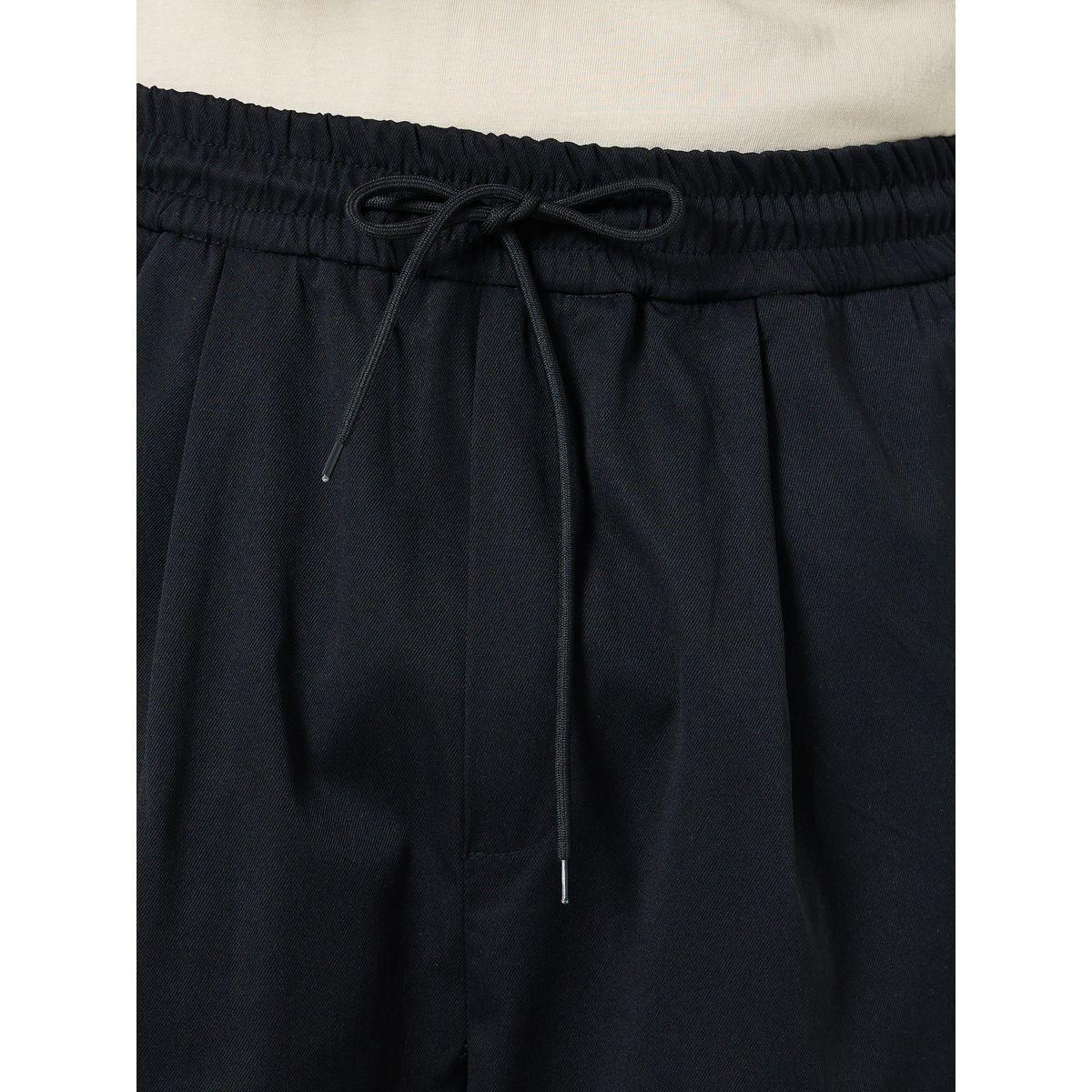 بنطال سادة فضفاض بتفاصيل أربطة خصر-men-clothing-bottoms-joggers-image-2