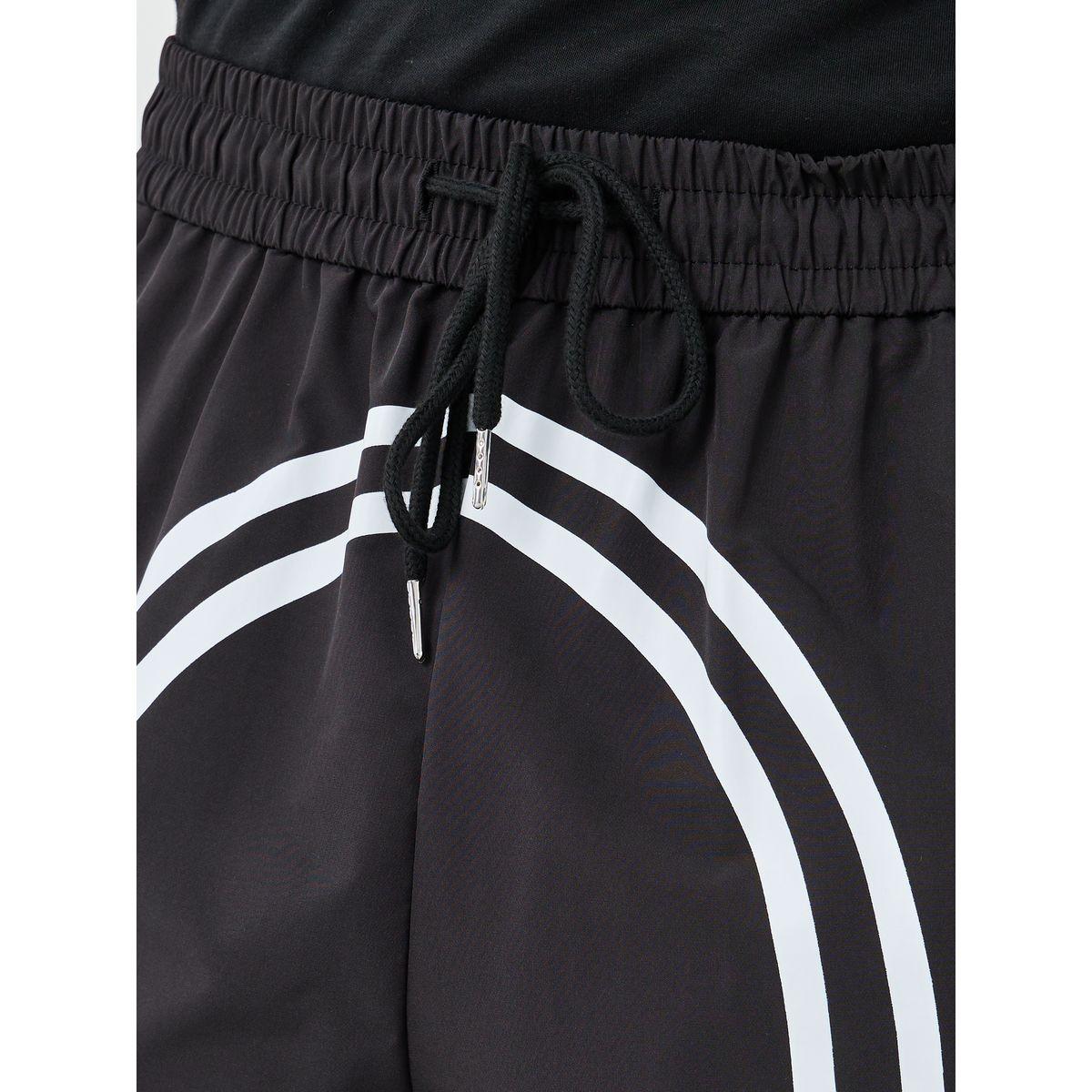شورت مخطط بقصة عادية-men-clothing-bottoms-shorts-image-3