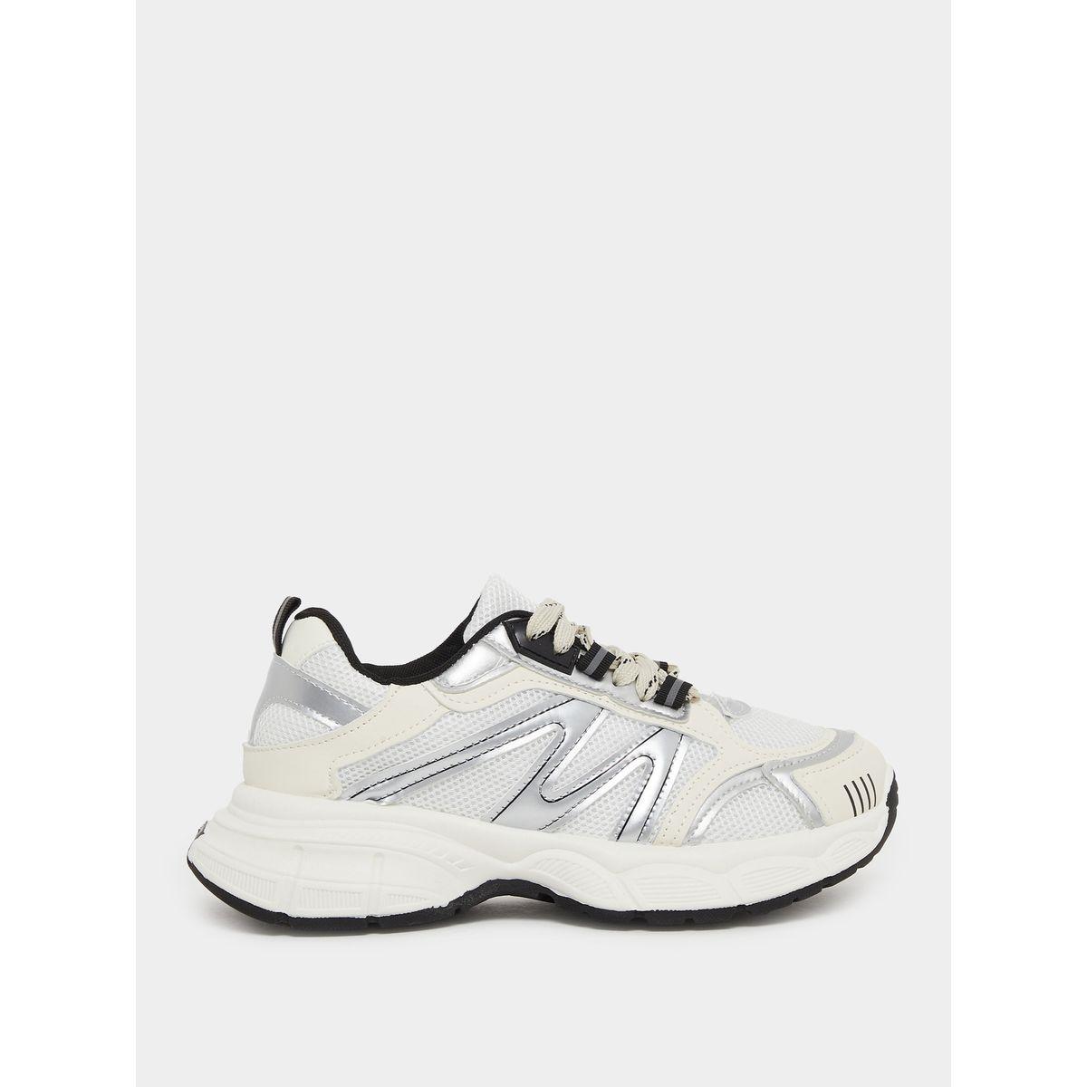 حذاء سنيكرز بنعل شانكي ورباط غلق-women-shoes-sneakers-image-1