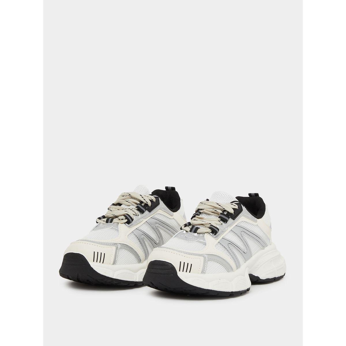 حذاء سنيكرز بنعل شانكي ورباط غلق-women-shoes-sneakers-image-2